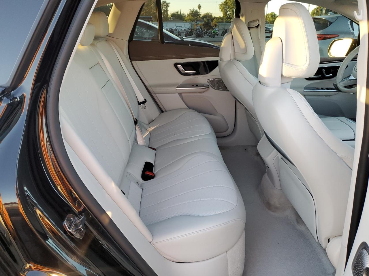 2024 Mercedes-benz Eqe Suv 350 4matic Black vin: 4JGGM1CB5RA045136