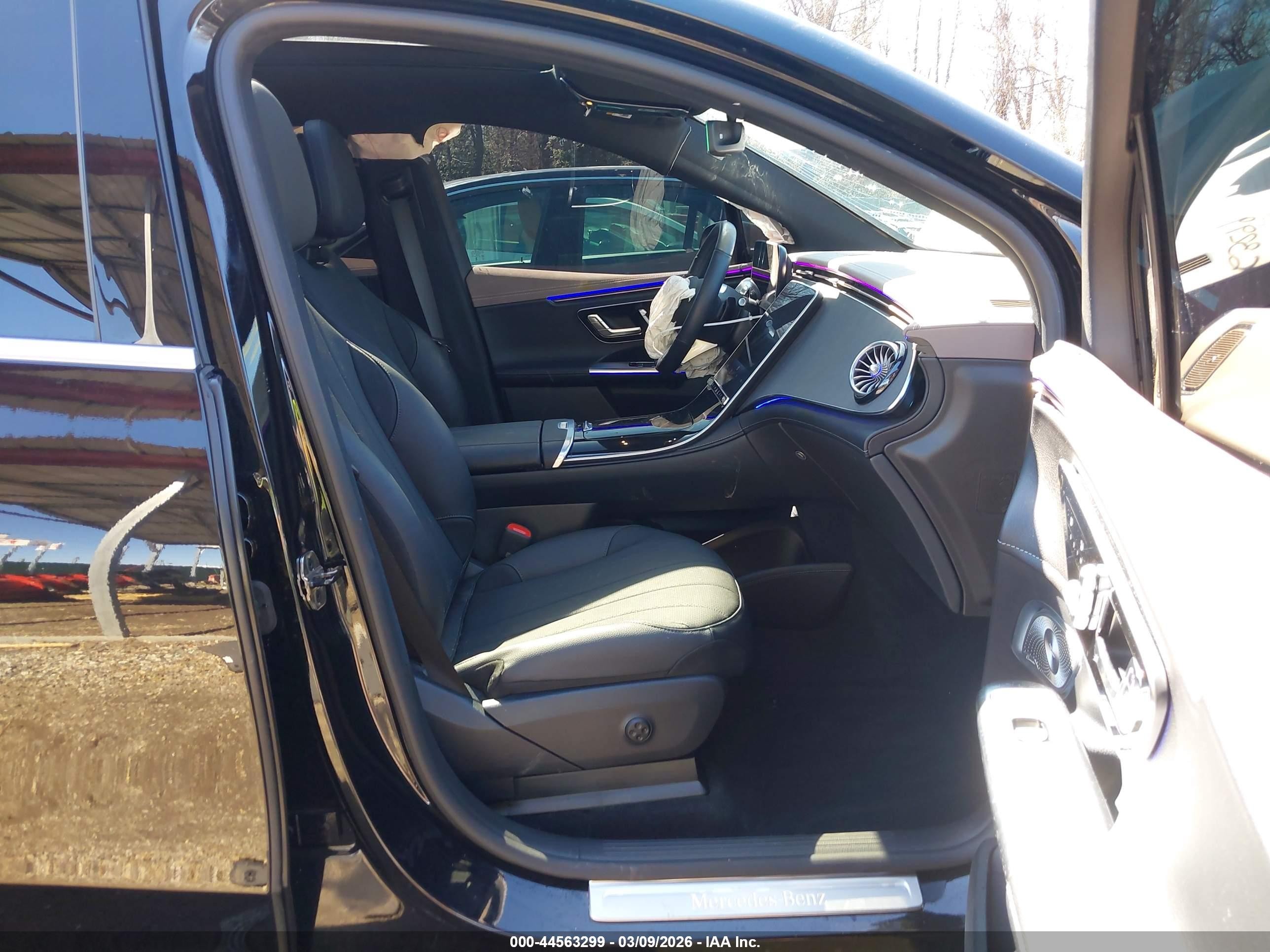 2025 Mercedes-benz Eqe 350 Suv 4matic Black vin: 4JGGM1CB5SA065313