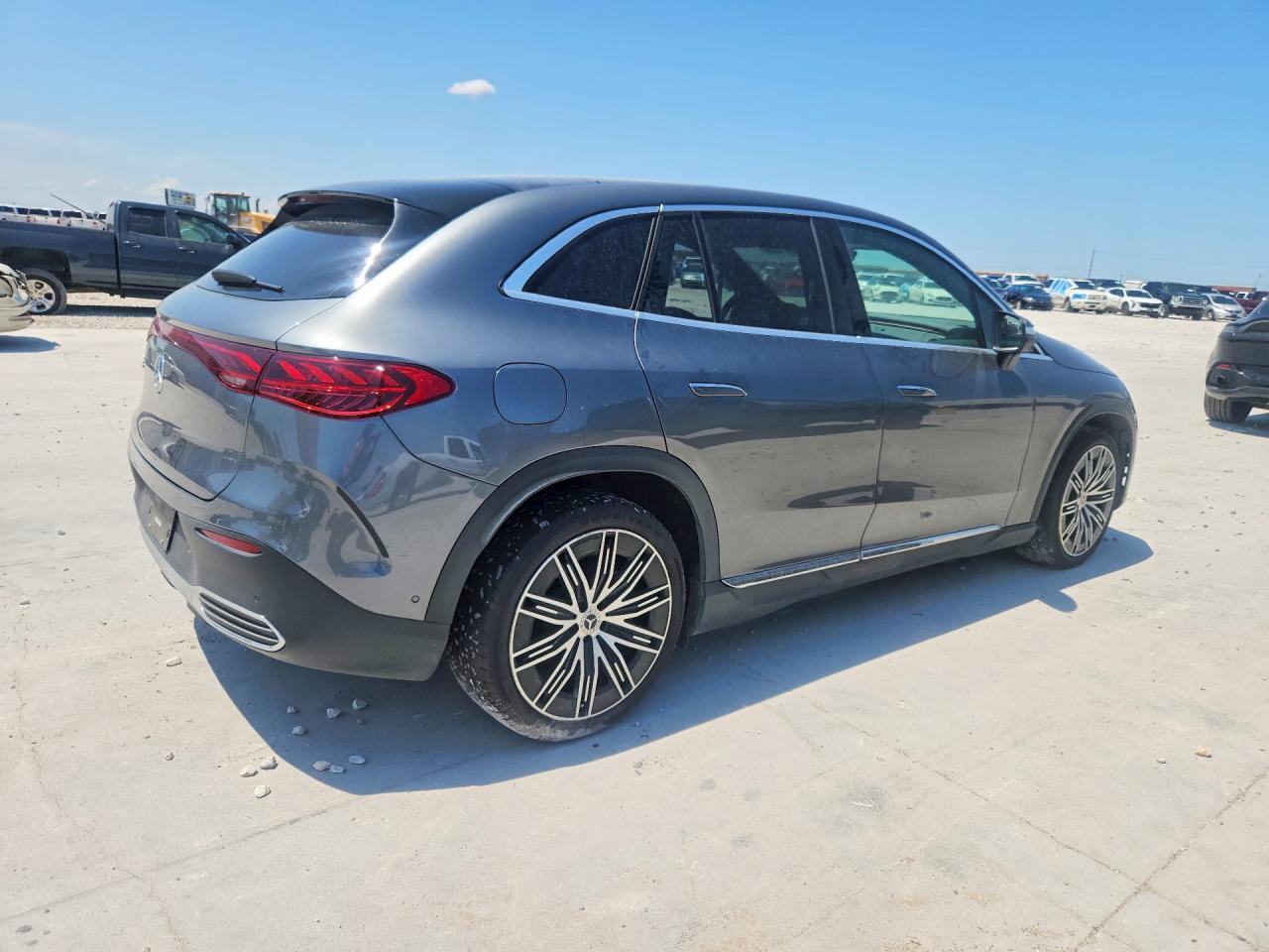 2025 Mercedes-benz Eqe Suv 350+ Gray vin: 4JGGM2BBXSA060227