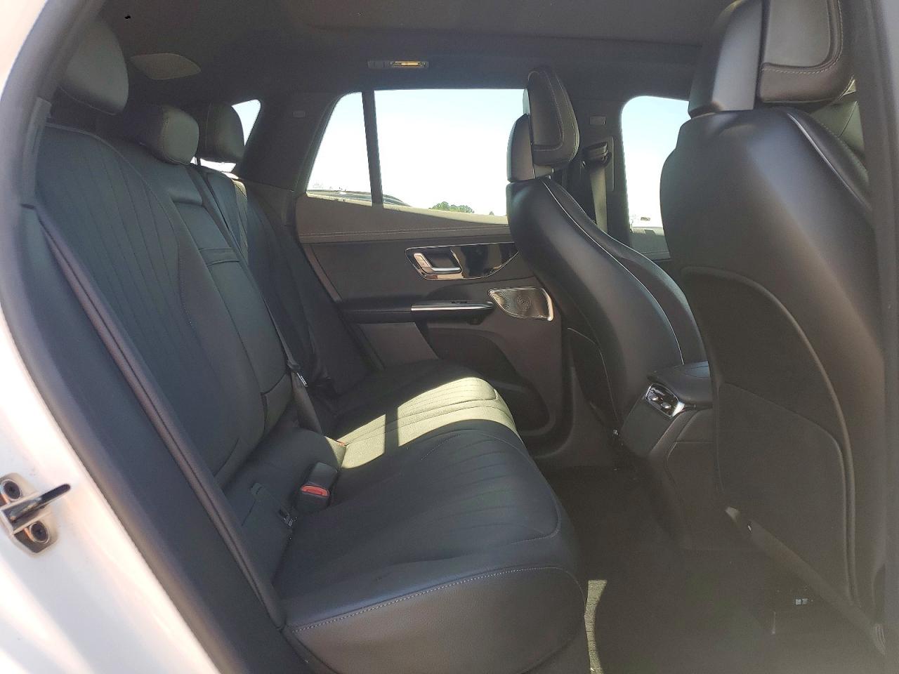 2023 Mercedes-benz Eqe Suv 500 4matic White vin: 4JGGM2CB1PA009169