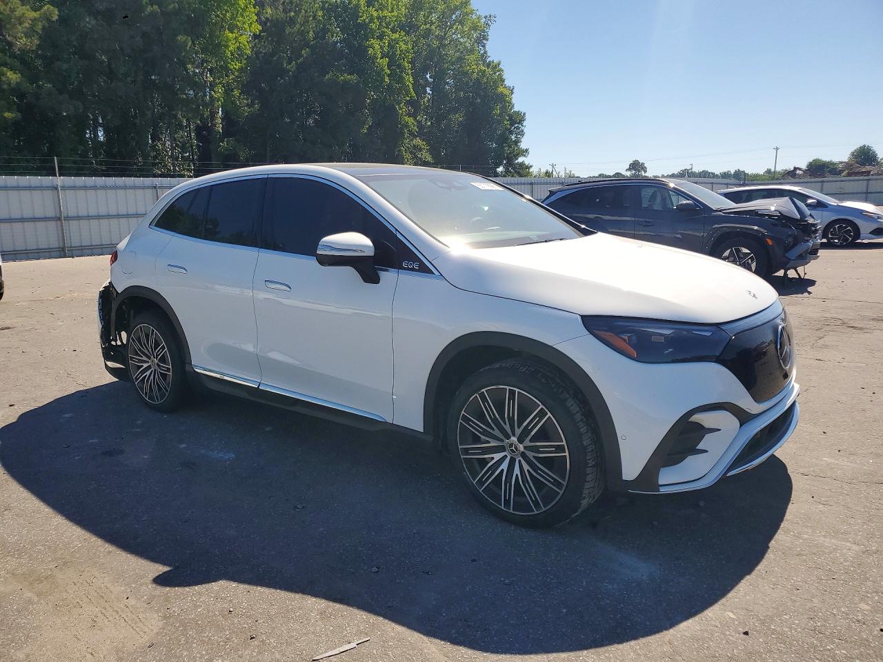 2023 Mercedes-benz Eqe Suv 500 4matic White vin: 4JGGM2CB1PA009169