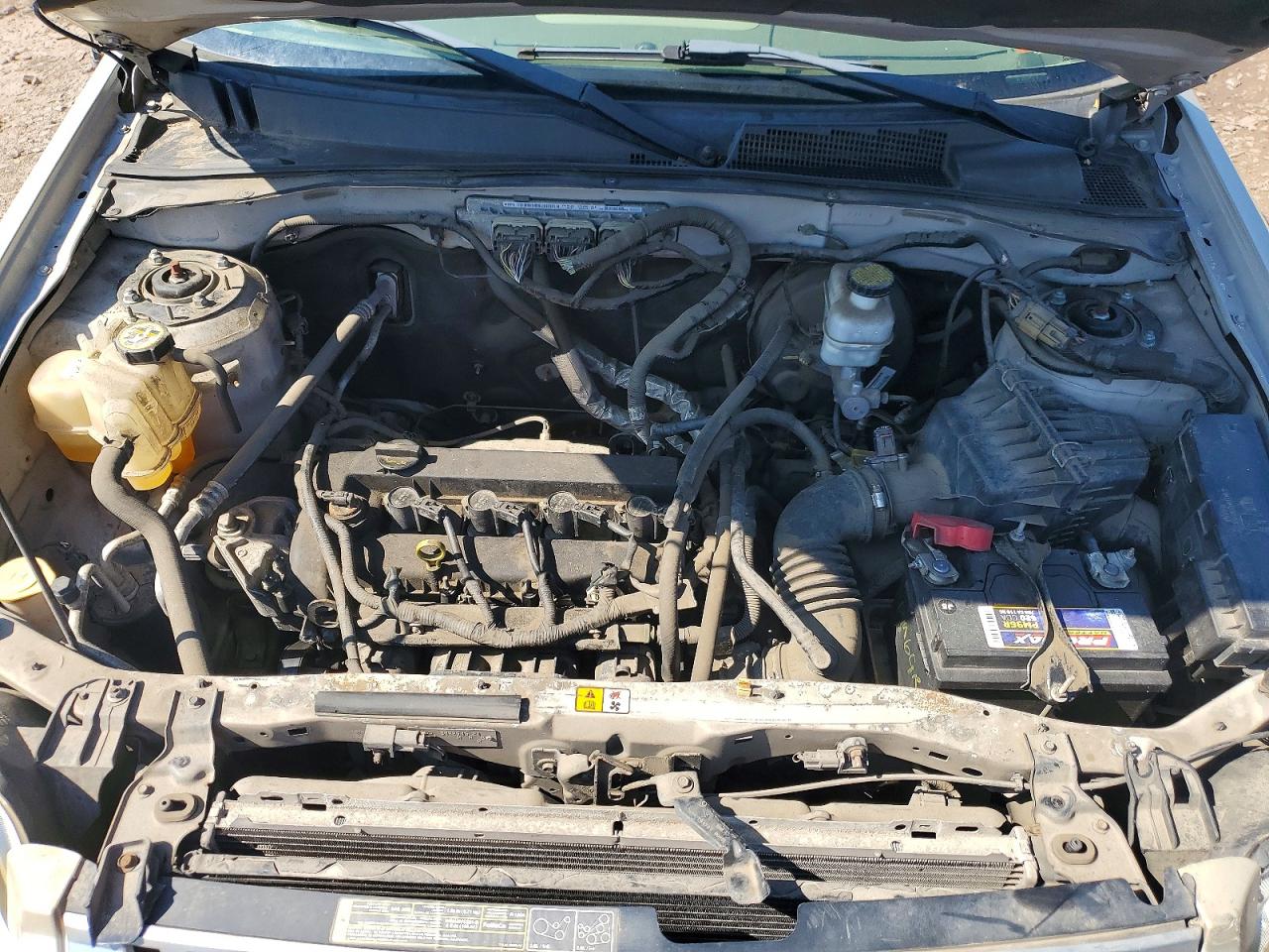 2011 Mercury Mariner Gold vin: 4M2CN8B75BKJ01558