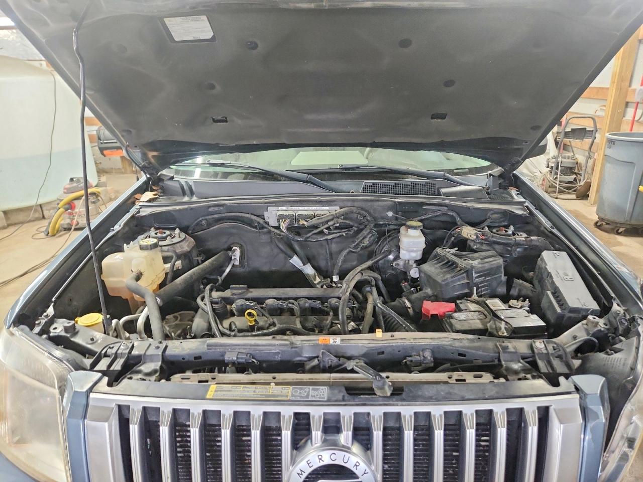 2010 Mercury Mariner Синий vin: 4M2CN8B76AKJ20263