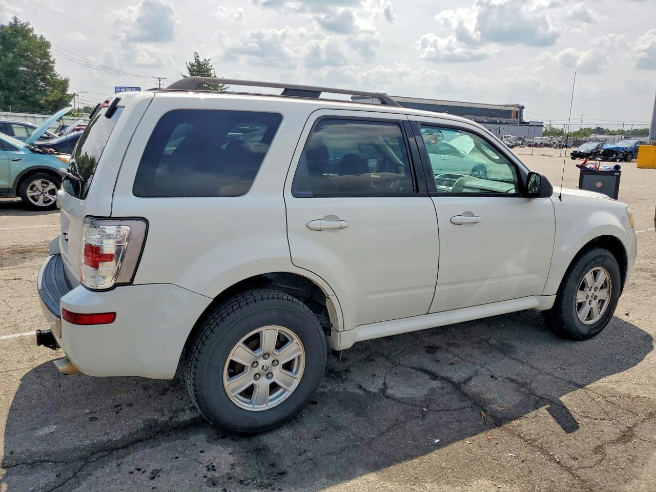 2010 Mercury Mariner White vin: 4M2CN8B78AKJ26257