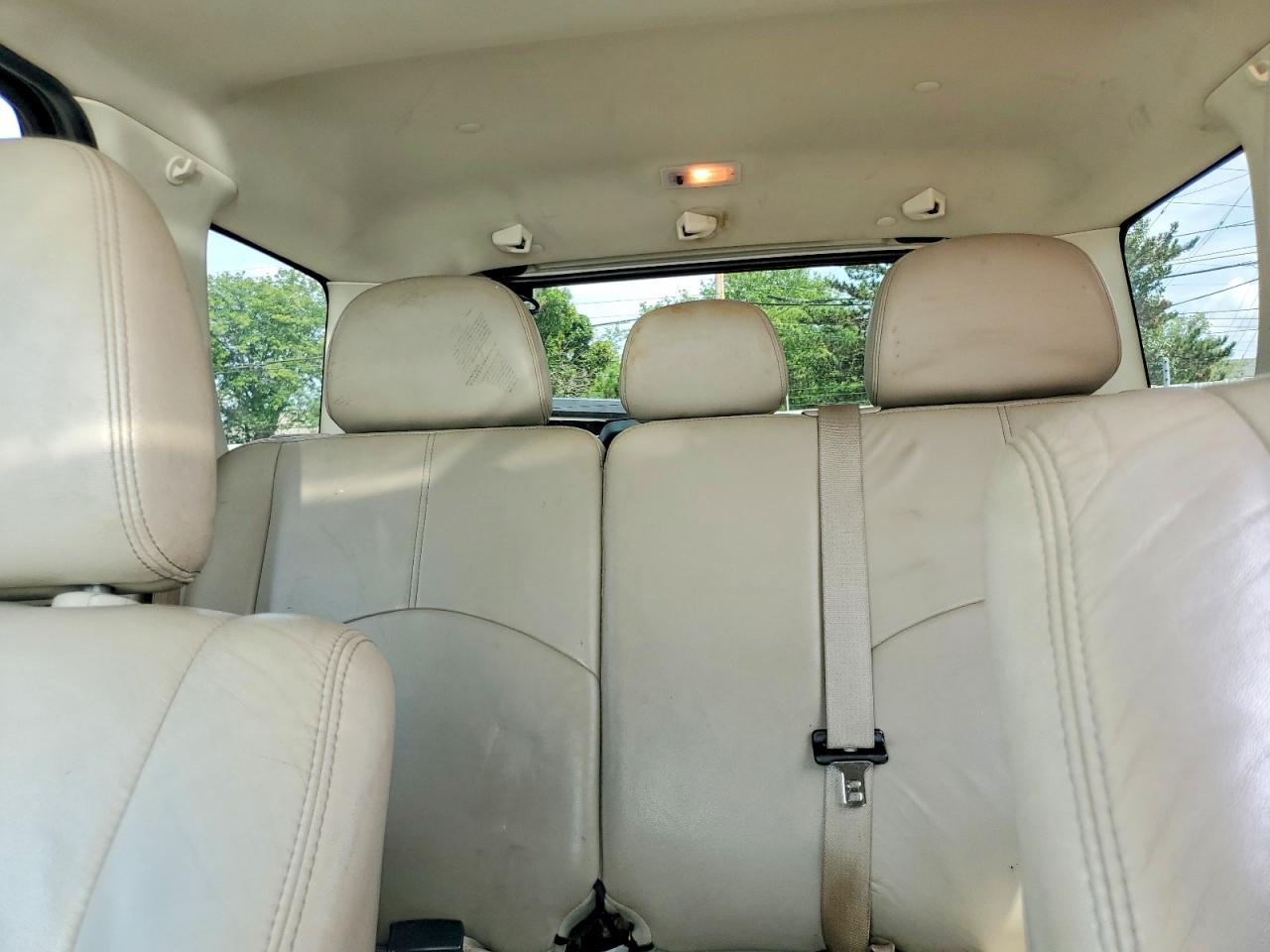2010 Mercury Mariner White vin: 4M2CN8B78AKJ26257