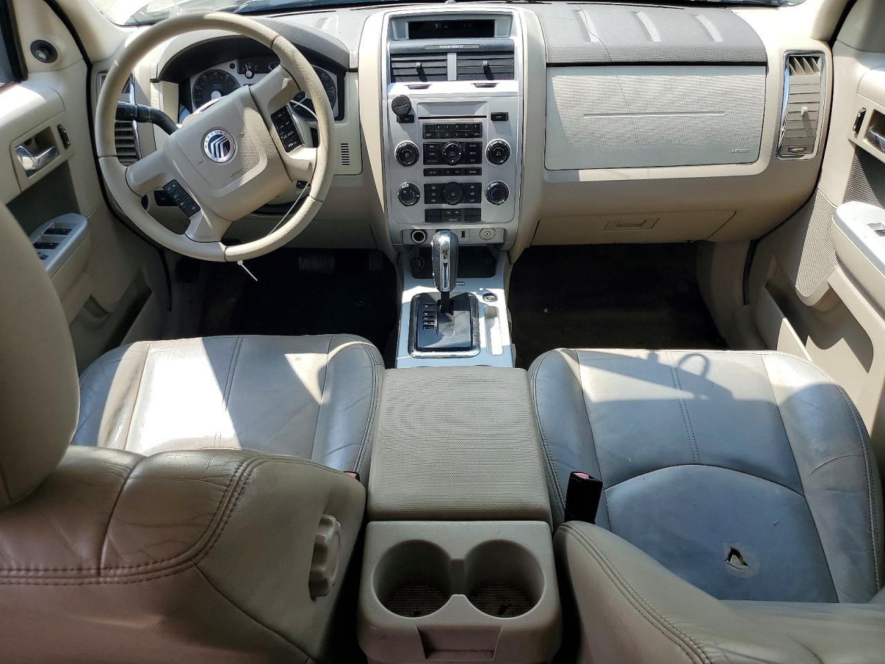 2010 Mercury Mariner White vin: 4M2CN8B78AKJ26257