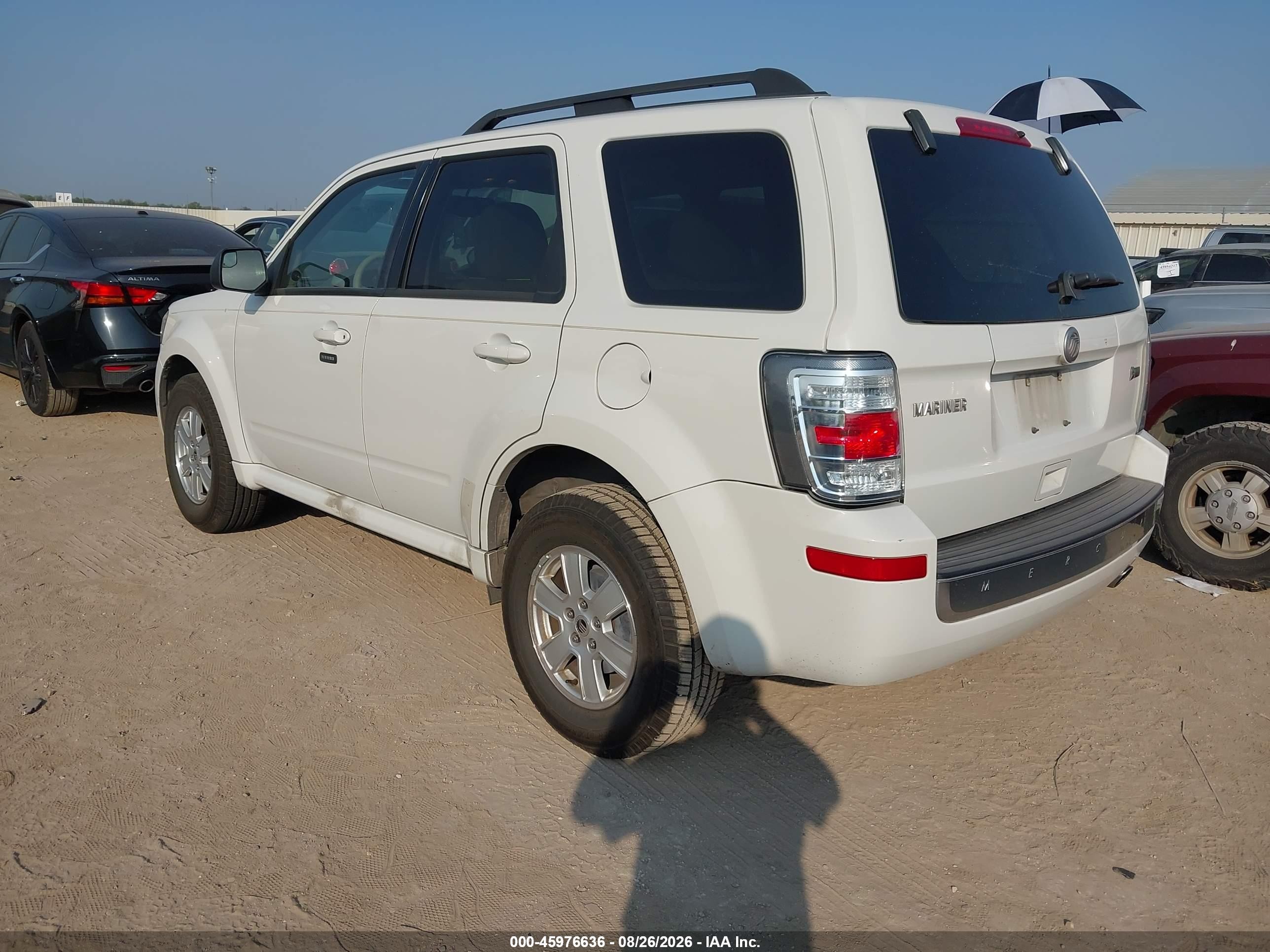 2011 Mercury Mariner   White vin: 4M2CN8BG1BKJ06935
