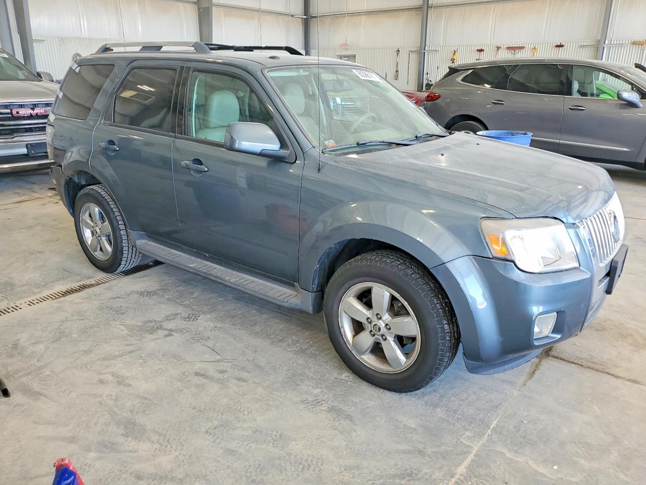 2011 Mercury Mariner Premier Charcoal vin: 4M2CN8HG1BKJ06344