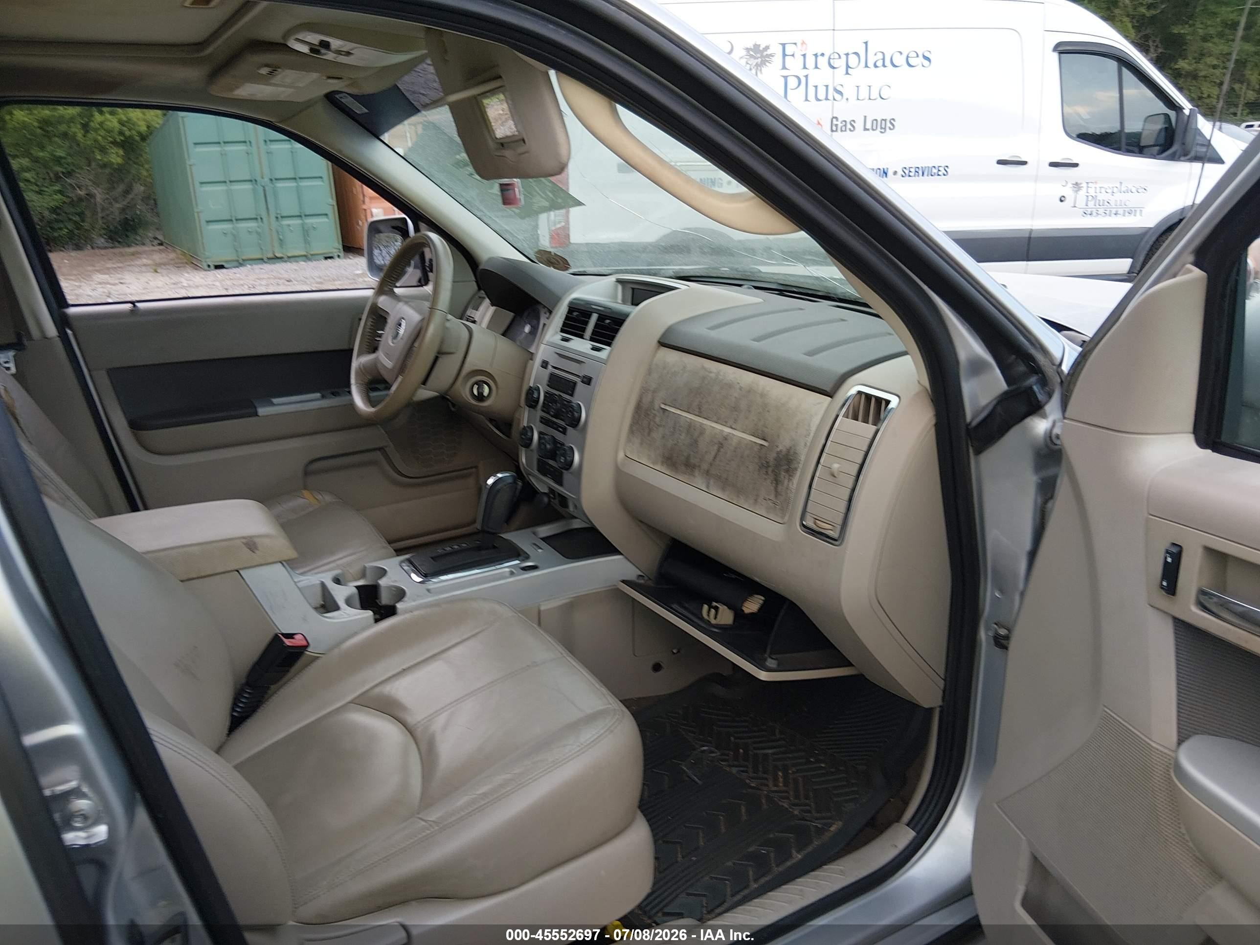 2011 Mercury Mariner Premier Silver vin: 4M2CN8HG4BKJ04068