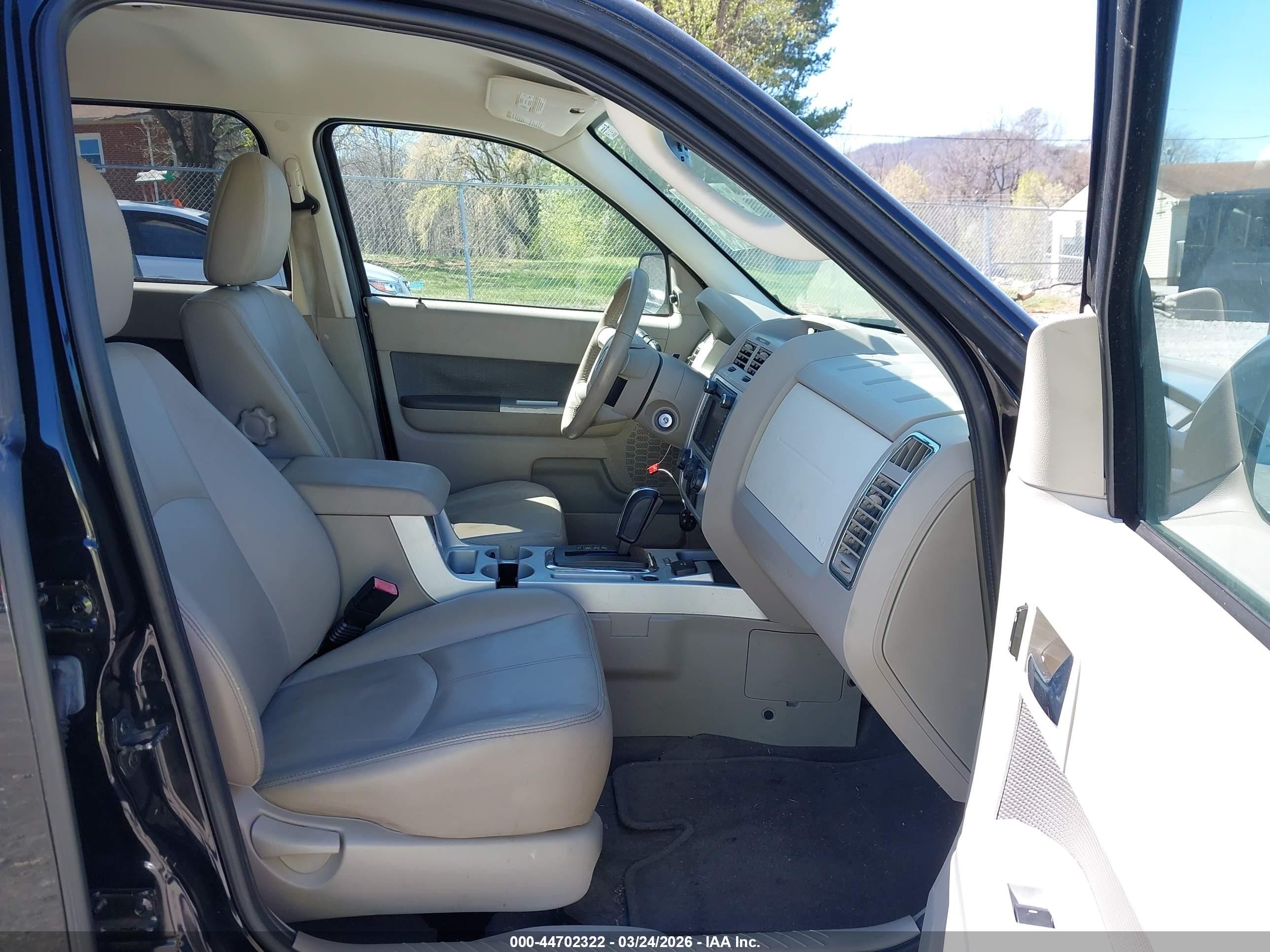 2009 Mercury Mariner Hybrid   Black vin: 4M2CU29339KJ01538