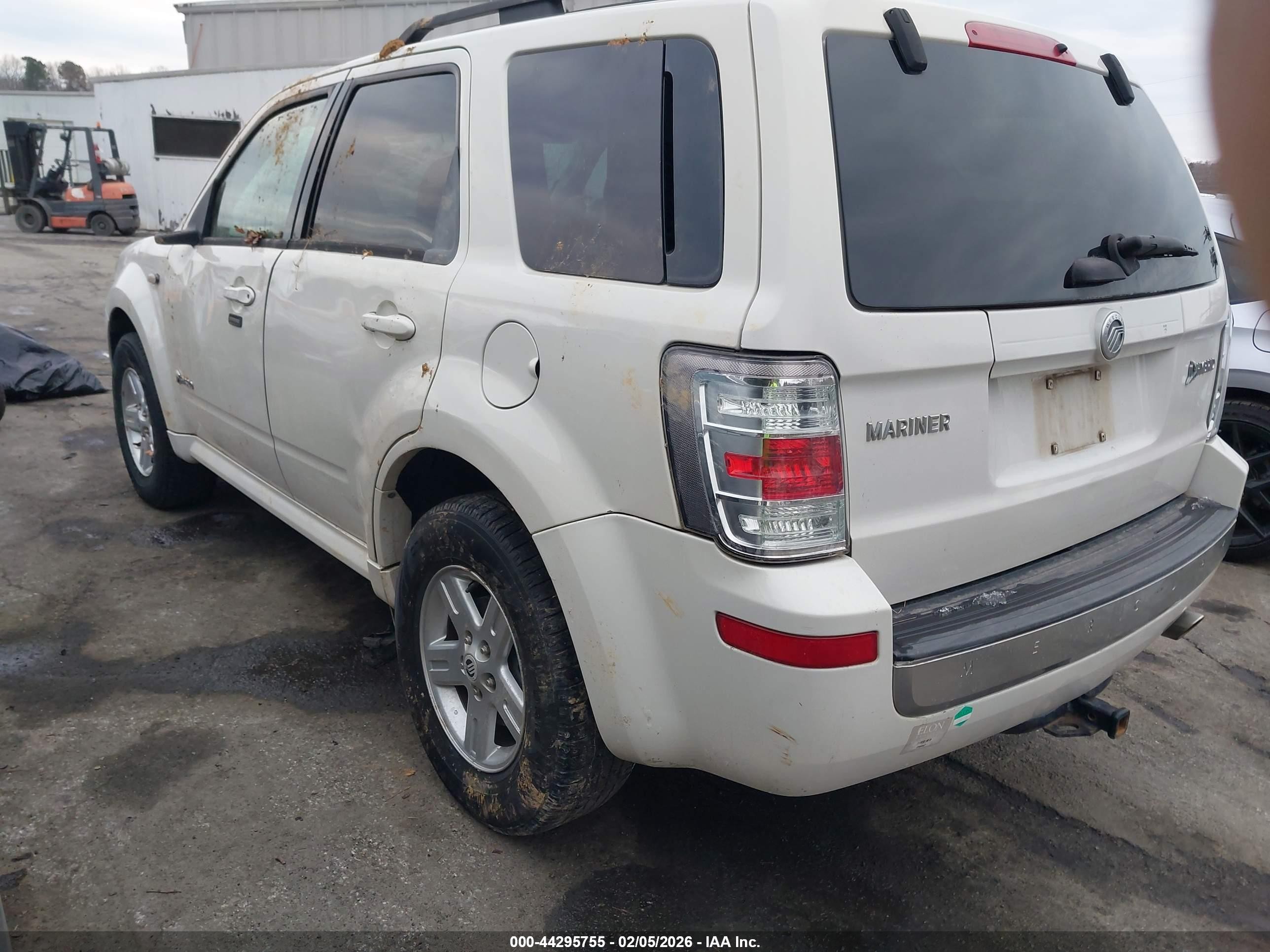 2009 Mercury Mariner Hybrid   White vin: 4M2CU29359KJ09768
