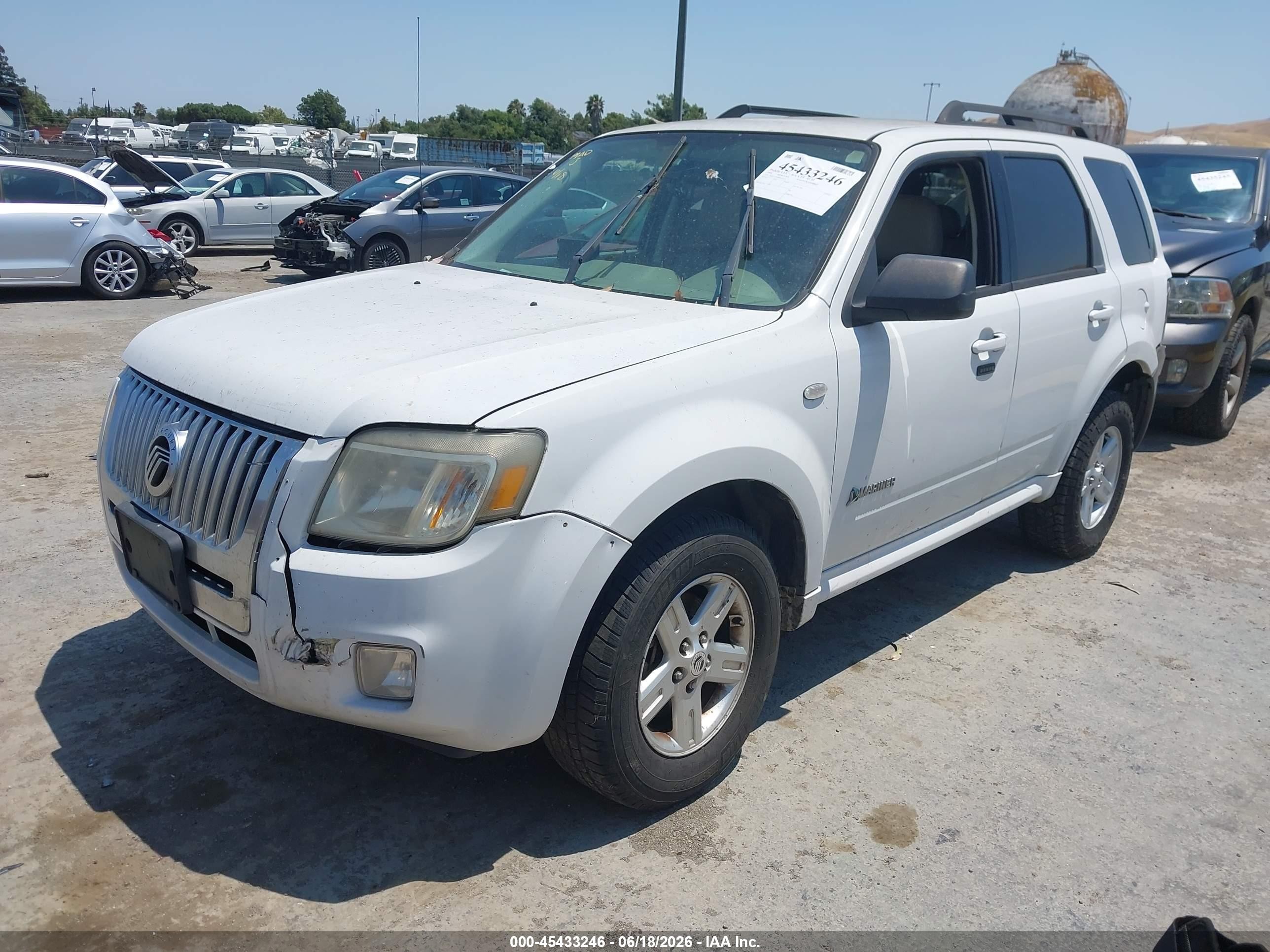 2008 Mercury Mariner Hybrid   White vin: 4M2CU29H08KJ23474