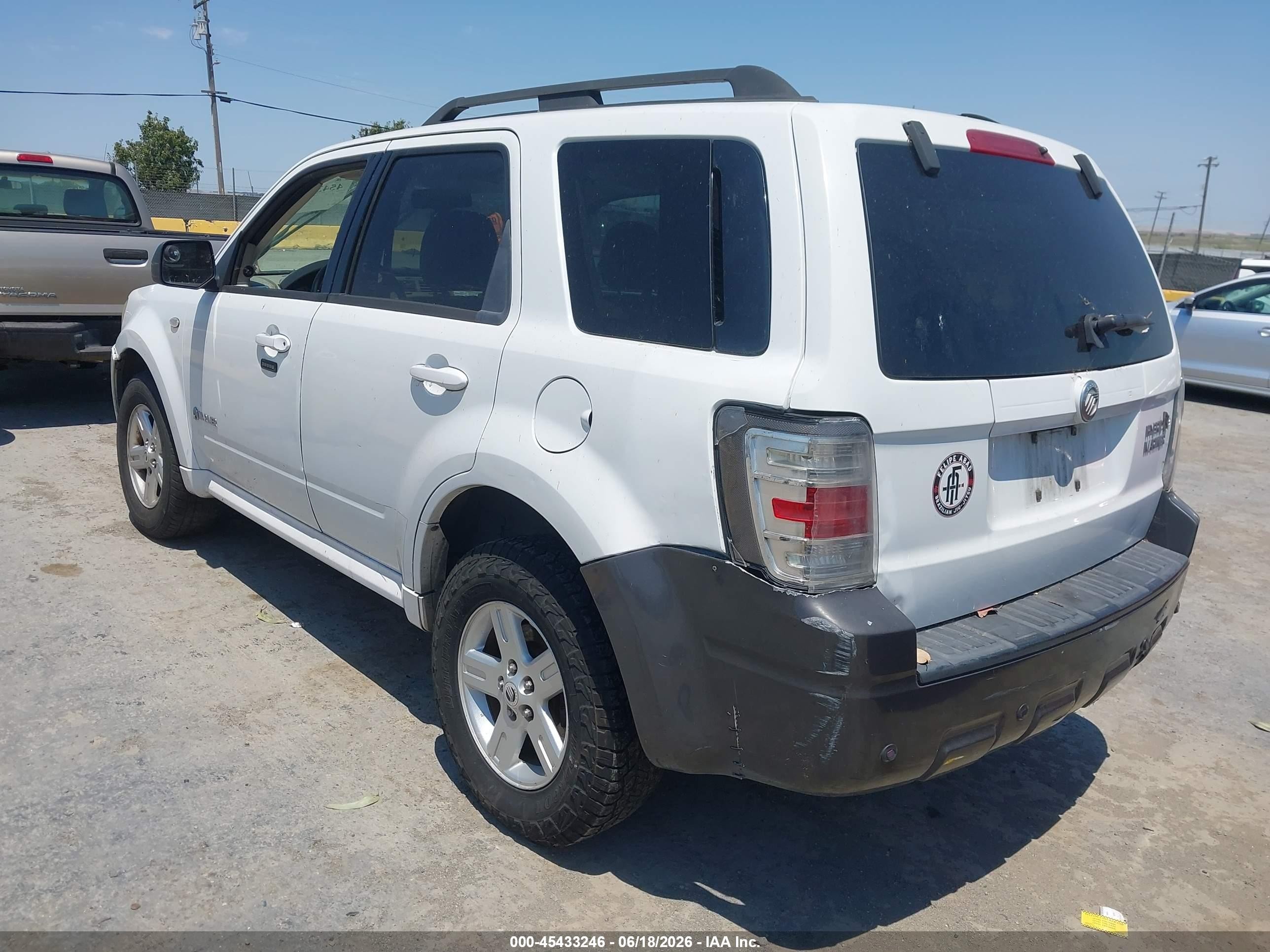 2008 Mercury Mariner Hybrid   White vin: 4M2CU29H08KJ23474