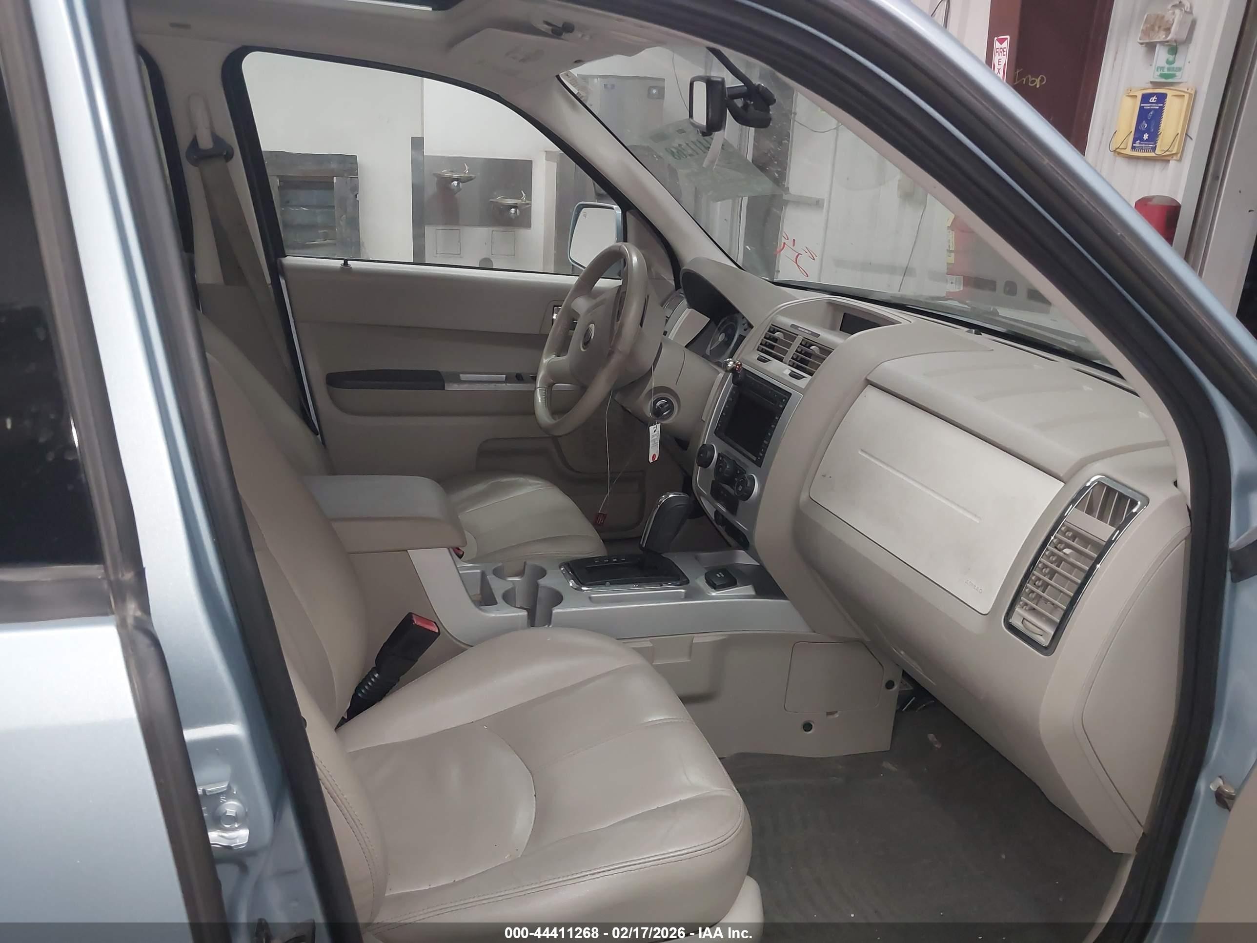 2008 Mercury Mariner Hybrid   Blue vin: 4M2CU29H28KJ20995
