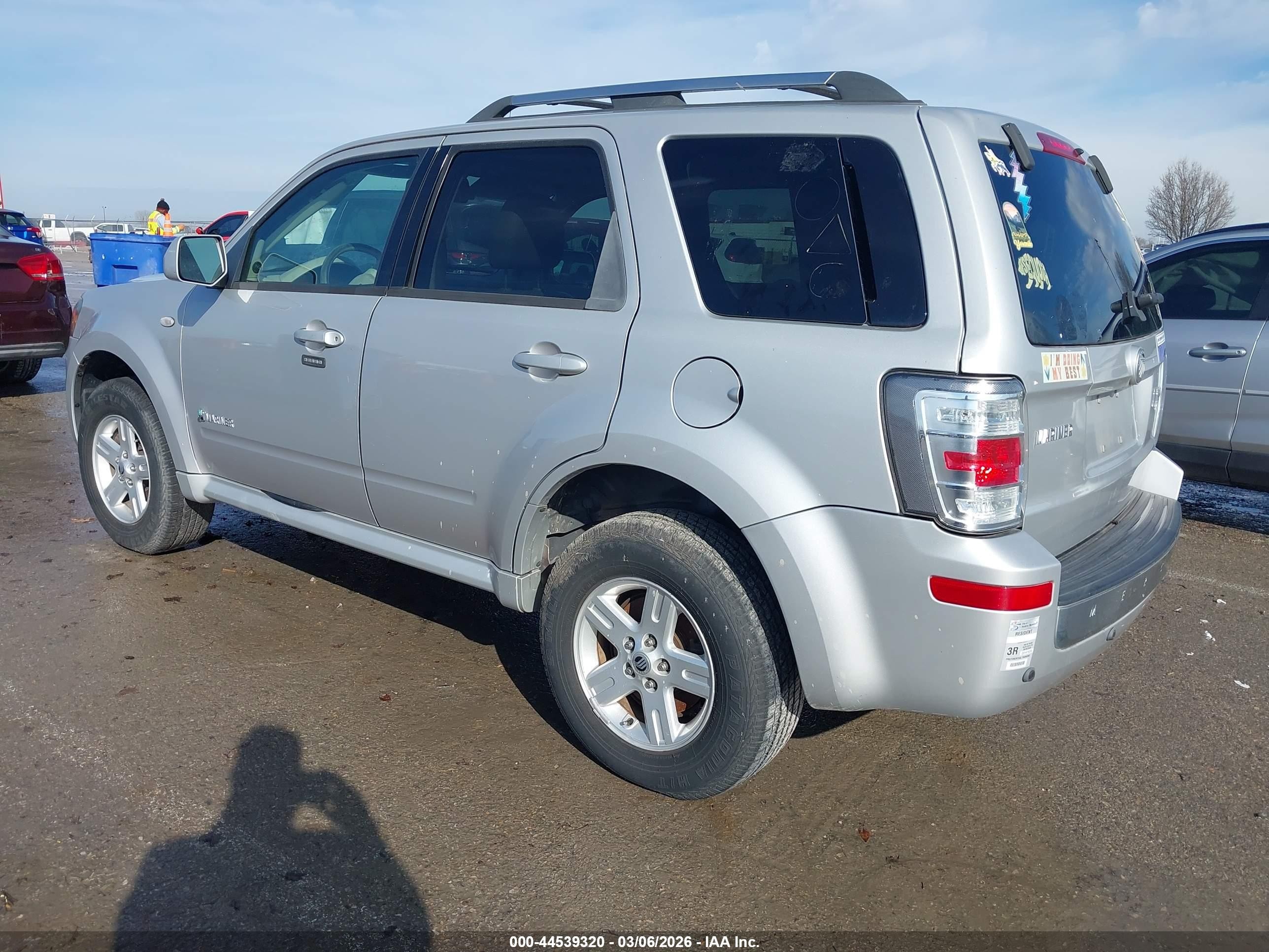 2008 Mercury Mariner Hybrid   Silver vin: 4M2CU29H88KJ37395