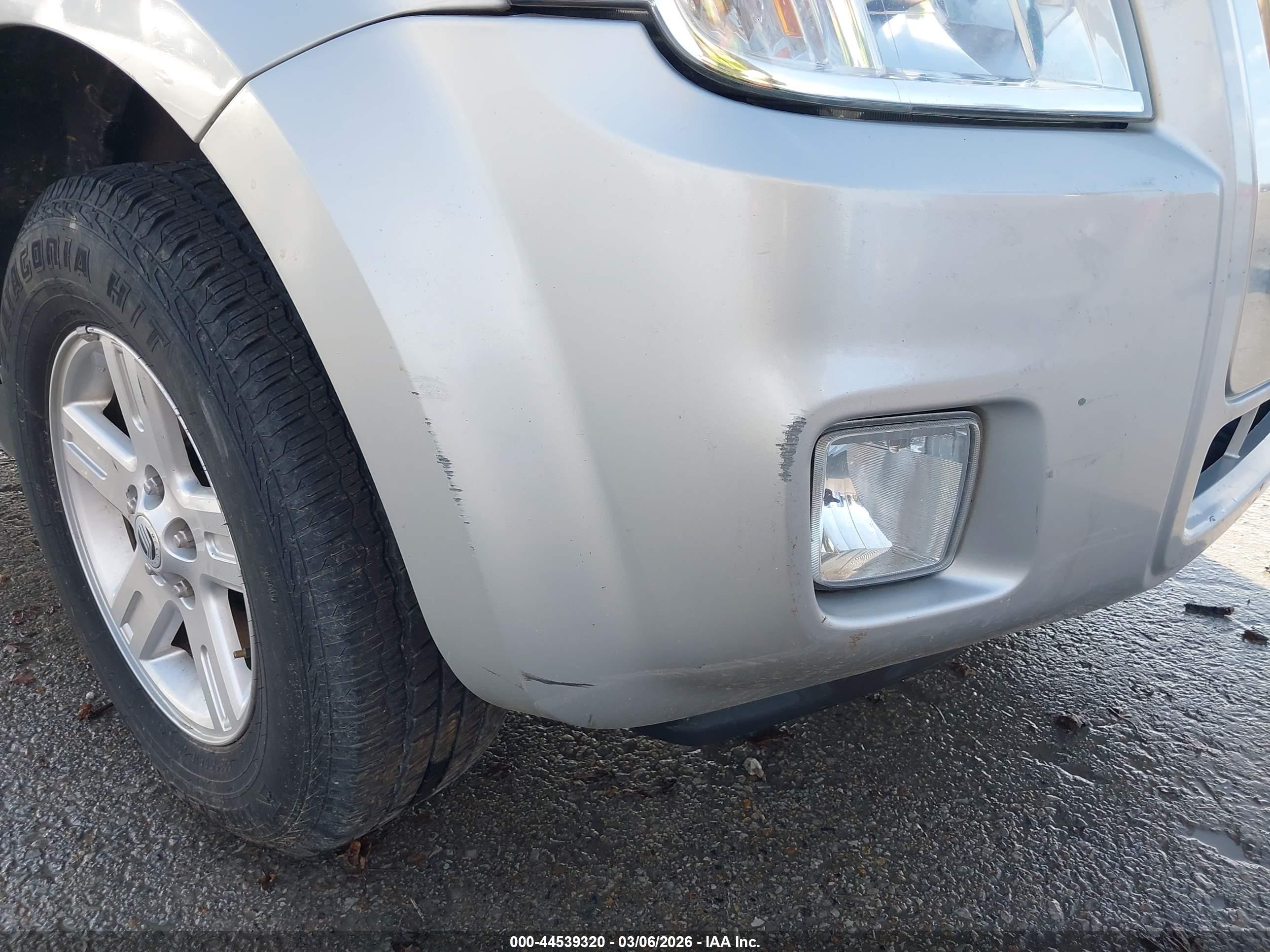 2008 Mercury Mariner Hybrid   Silver vin: 4M2CU29H88KJ37395