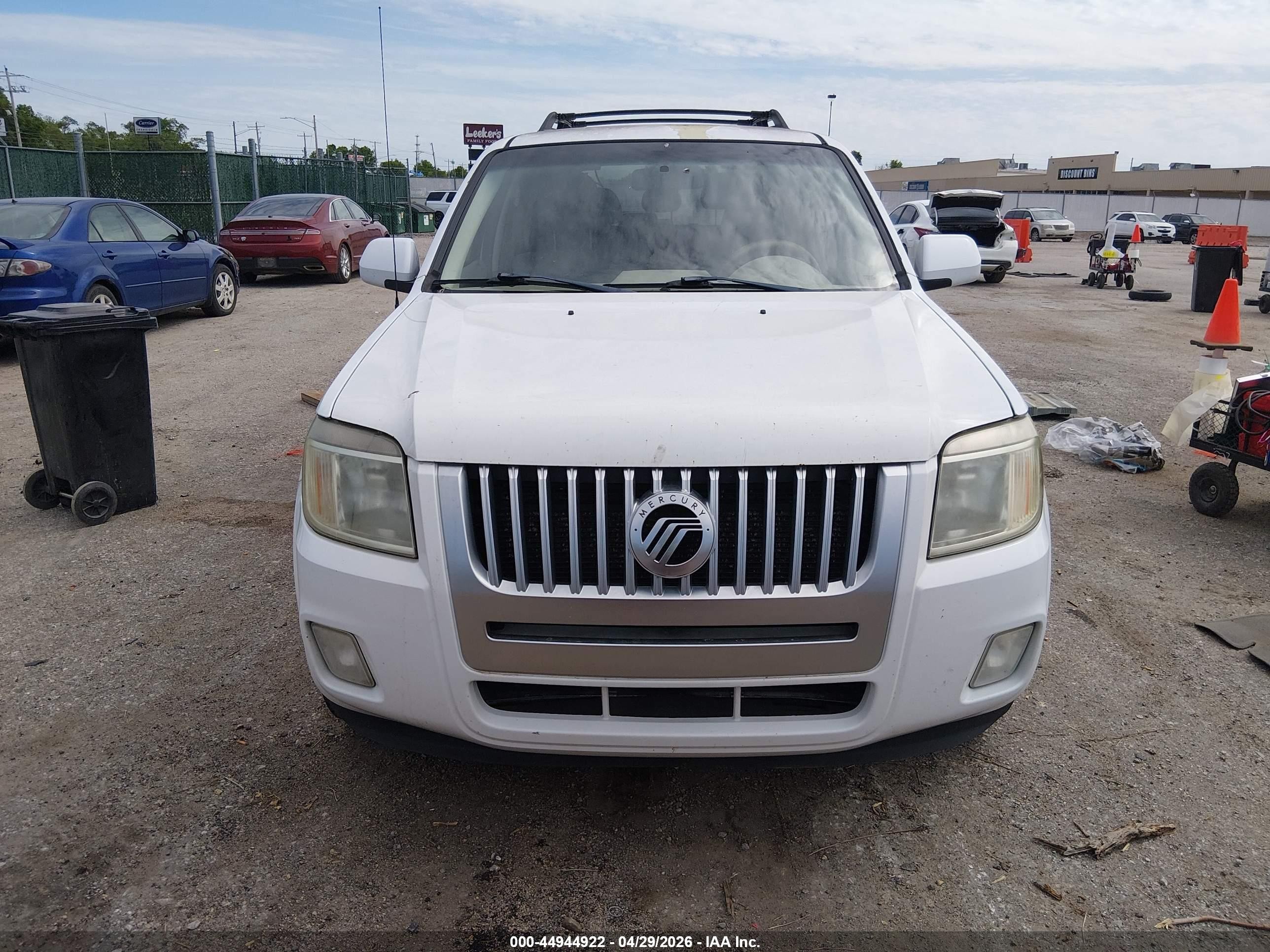 2008 Mercury Mariner Hybrid   White vin: 4M2CU29H88KJ51572