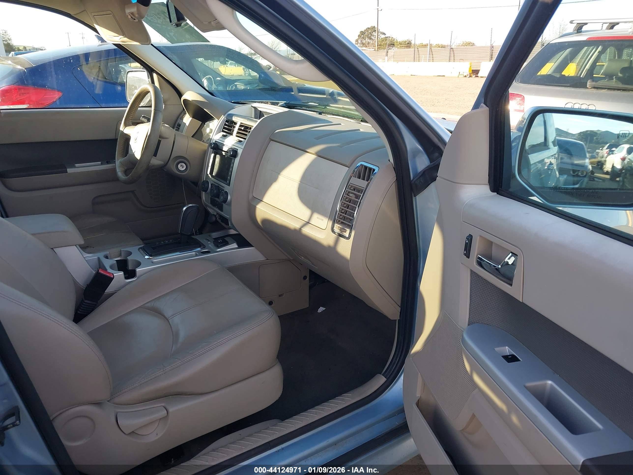 2009 Mercury Mariner Hybrid   Blue vin: 4M2CU39329KJ18188