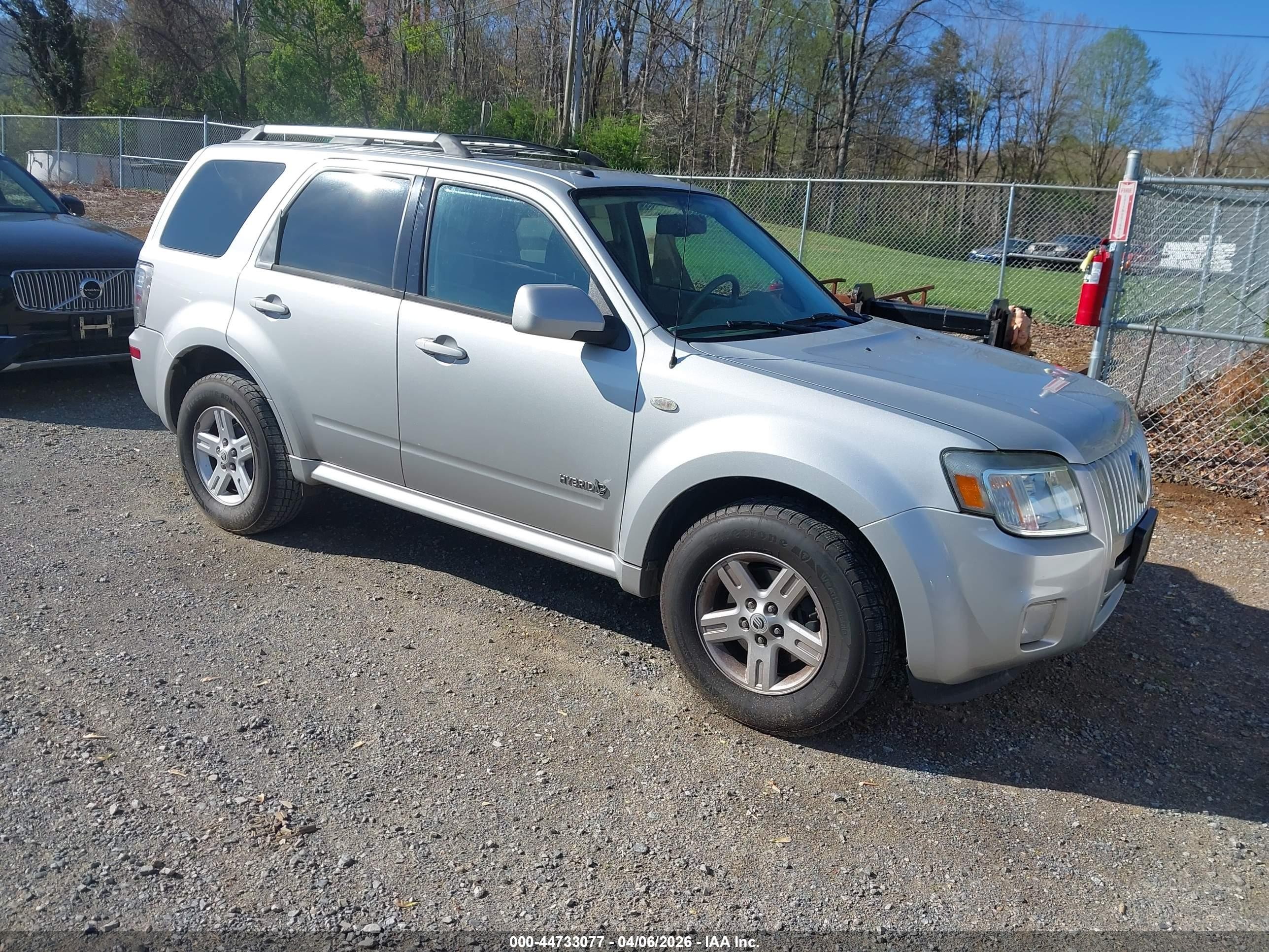 2009 Mercury Mariner Hybrid   Silver vin: 4M2CU39369KJ09851