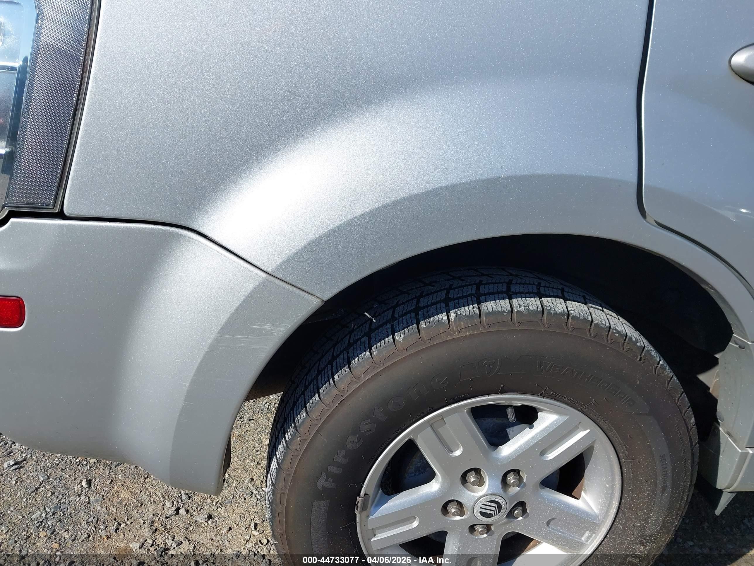 2009 Mercury Mariner Hybrid   Silver vin: 4M2CU39369KJ09851