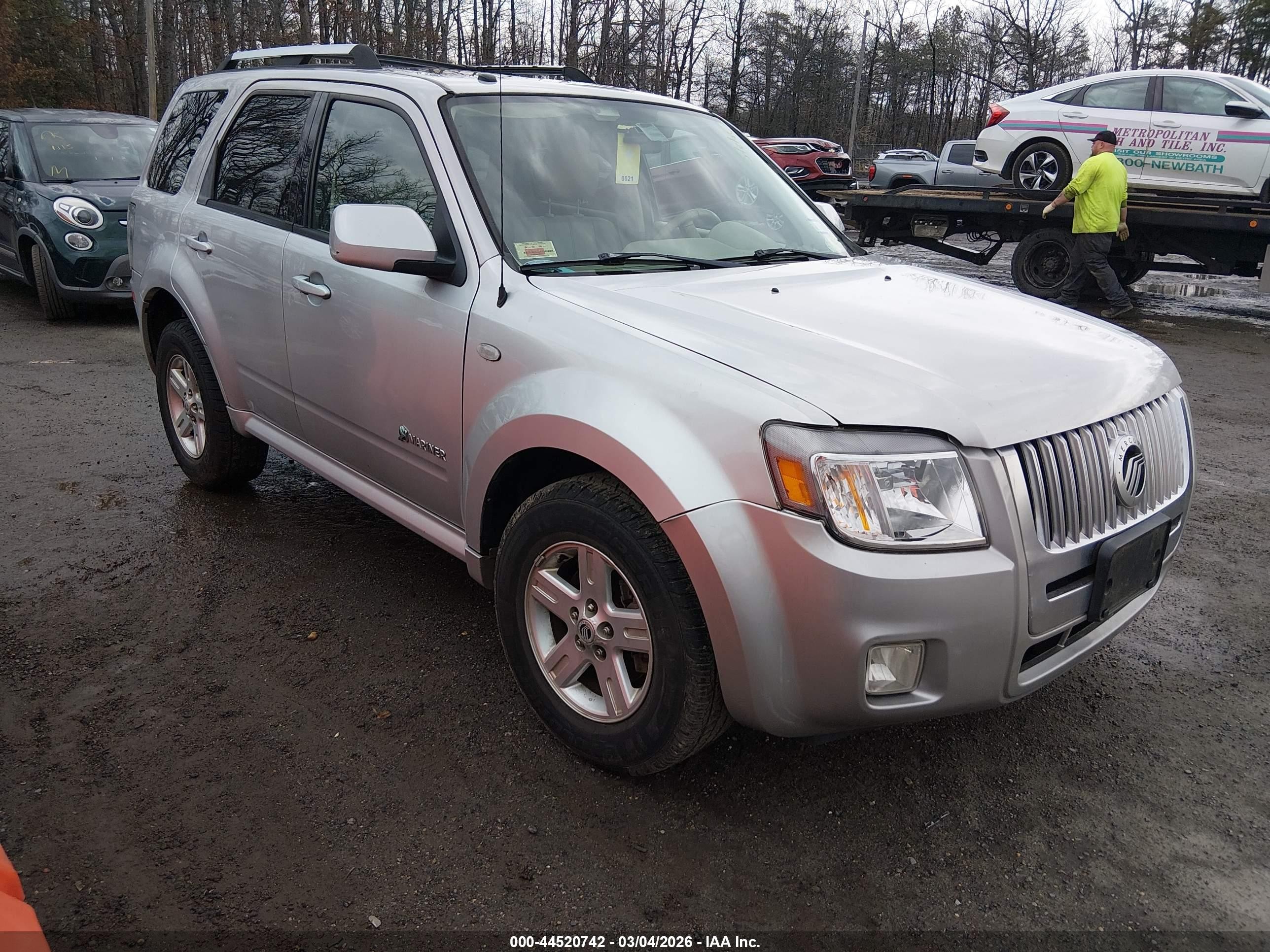 2008 Mercury Mariner Hybrid   Silver vin: 4M2CU39H18KJ31783