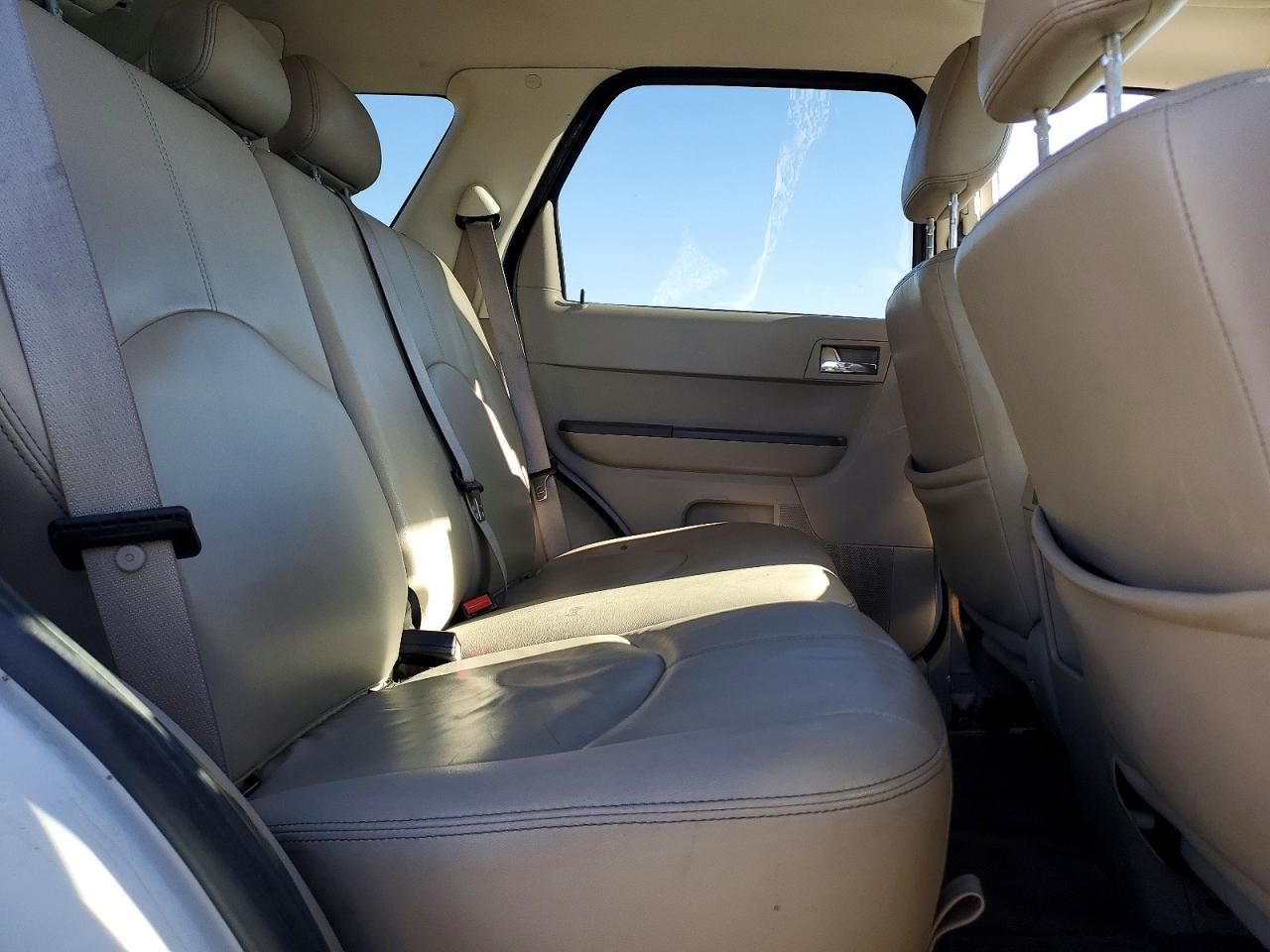 2008 Mercury Mariner Hev White vin: 4M2CU39H88KJ49990
