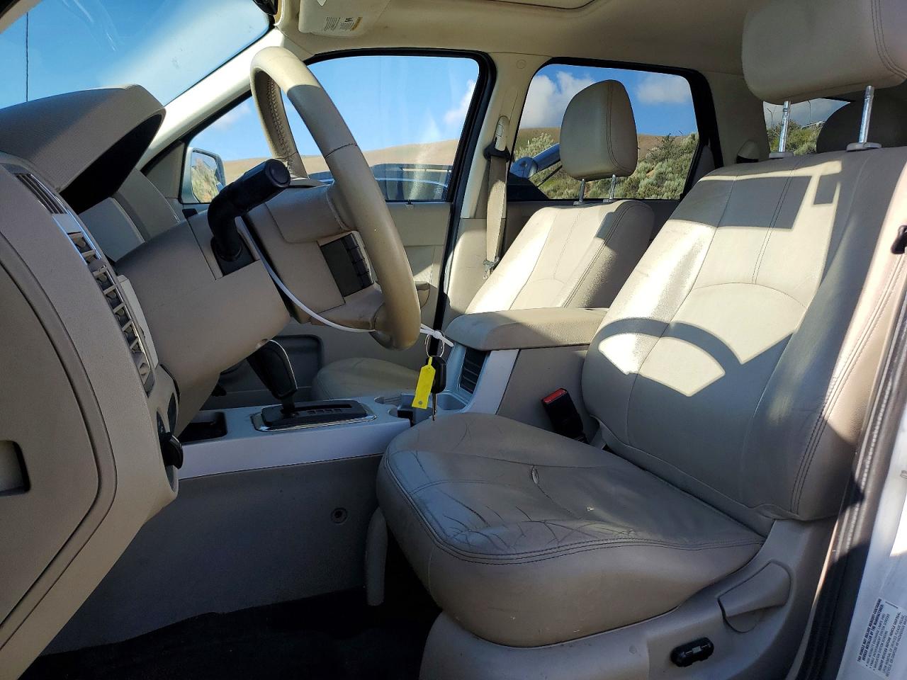 2008 Mercury Mariner Hev White vin: 4M2CU39H88KJ49990