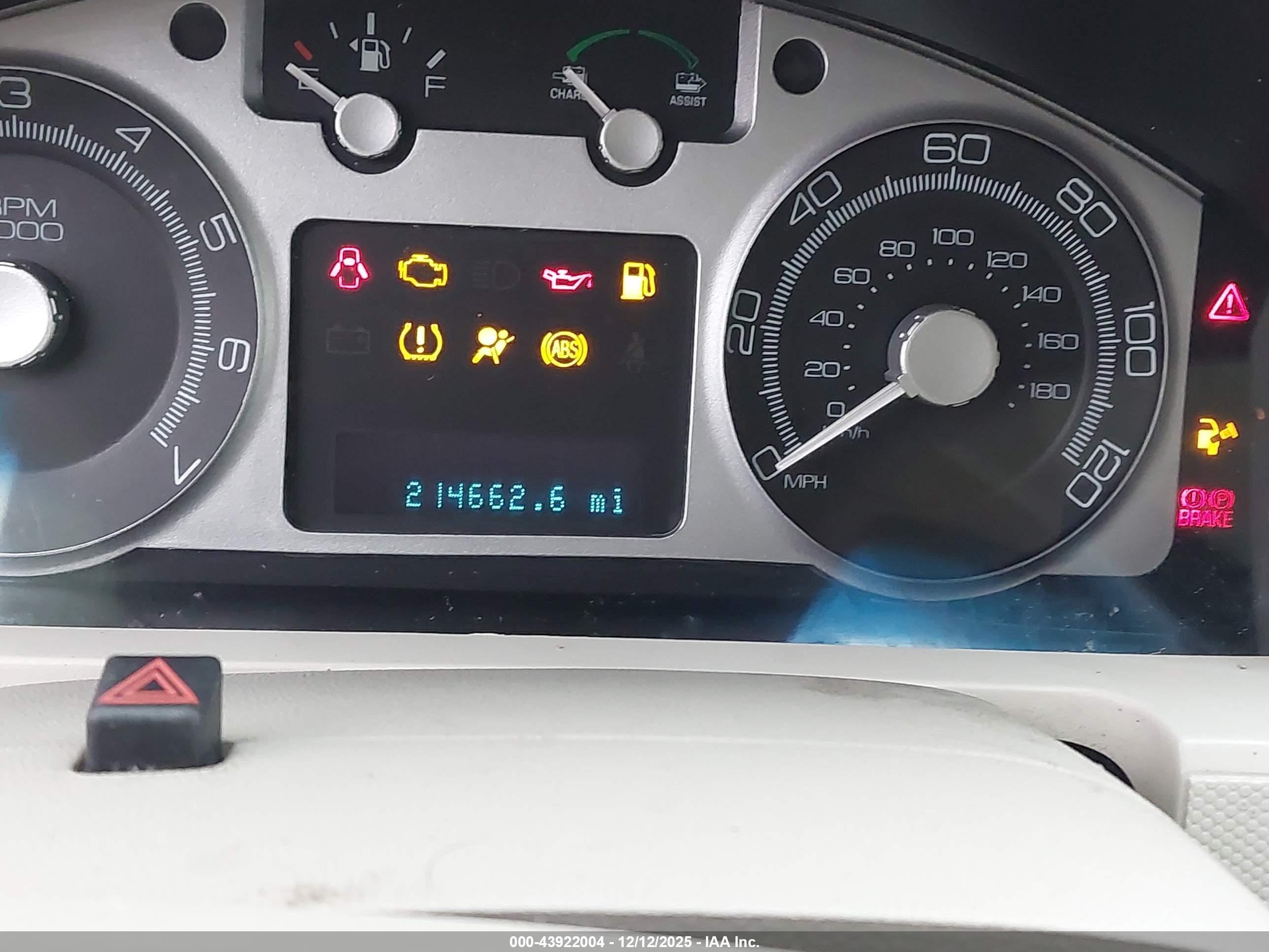 2008 Mercury Mariner Hybrid   Silver vin: 4M2CU39HX8KJ21950