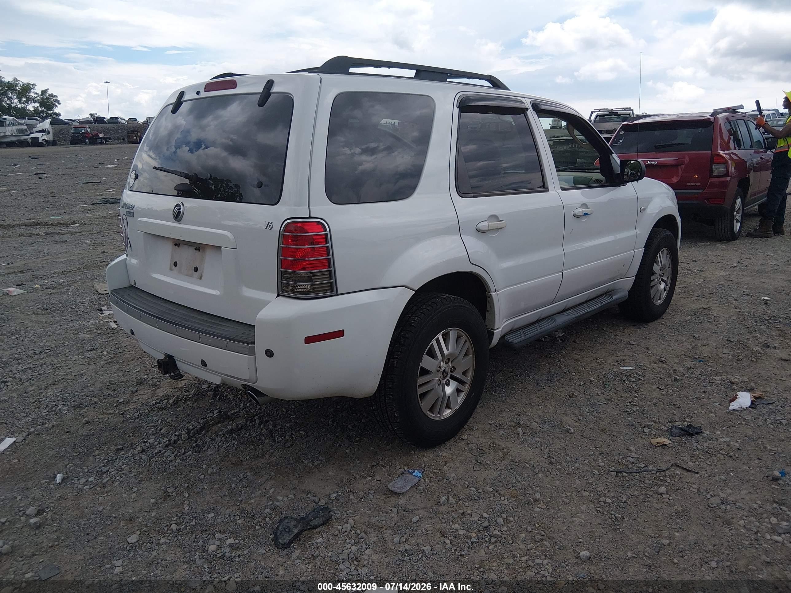2005 Mercury Mariner Luxury/premier White vin: 4M2CU56115DJ21130