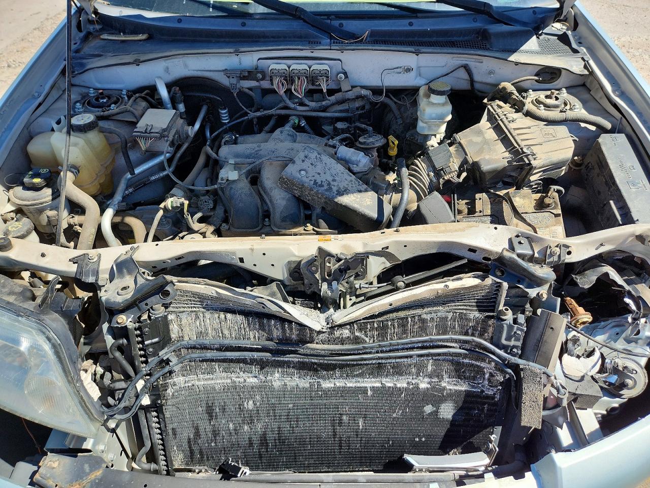 2006 Mercury Mariner Silver vin: 4M2CU57116KJ18837