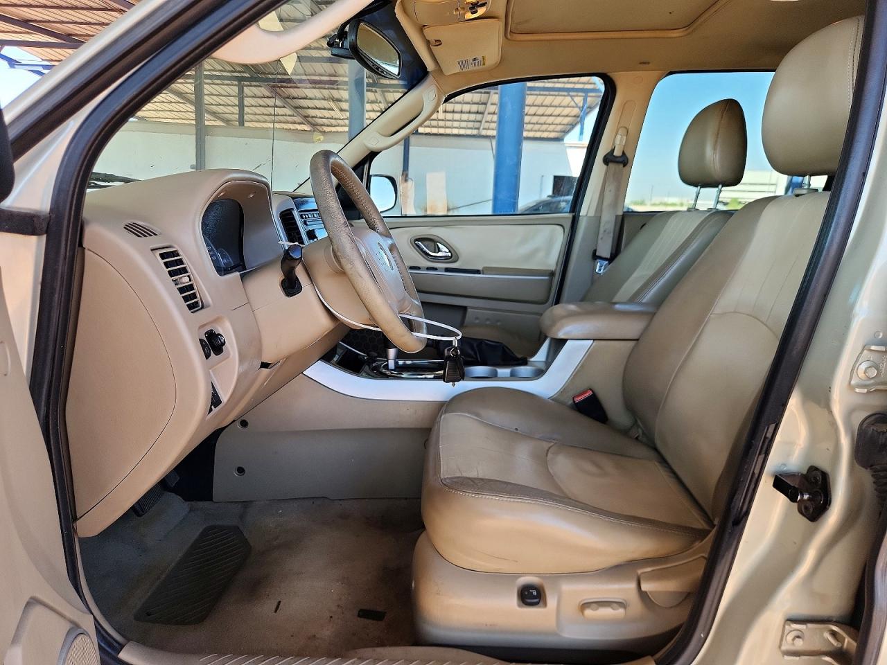 2006 Mercury Mariner Beige vin: 4M2CU571X6DJ06643