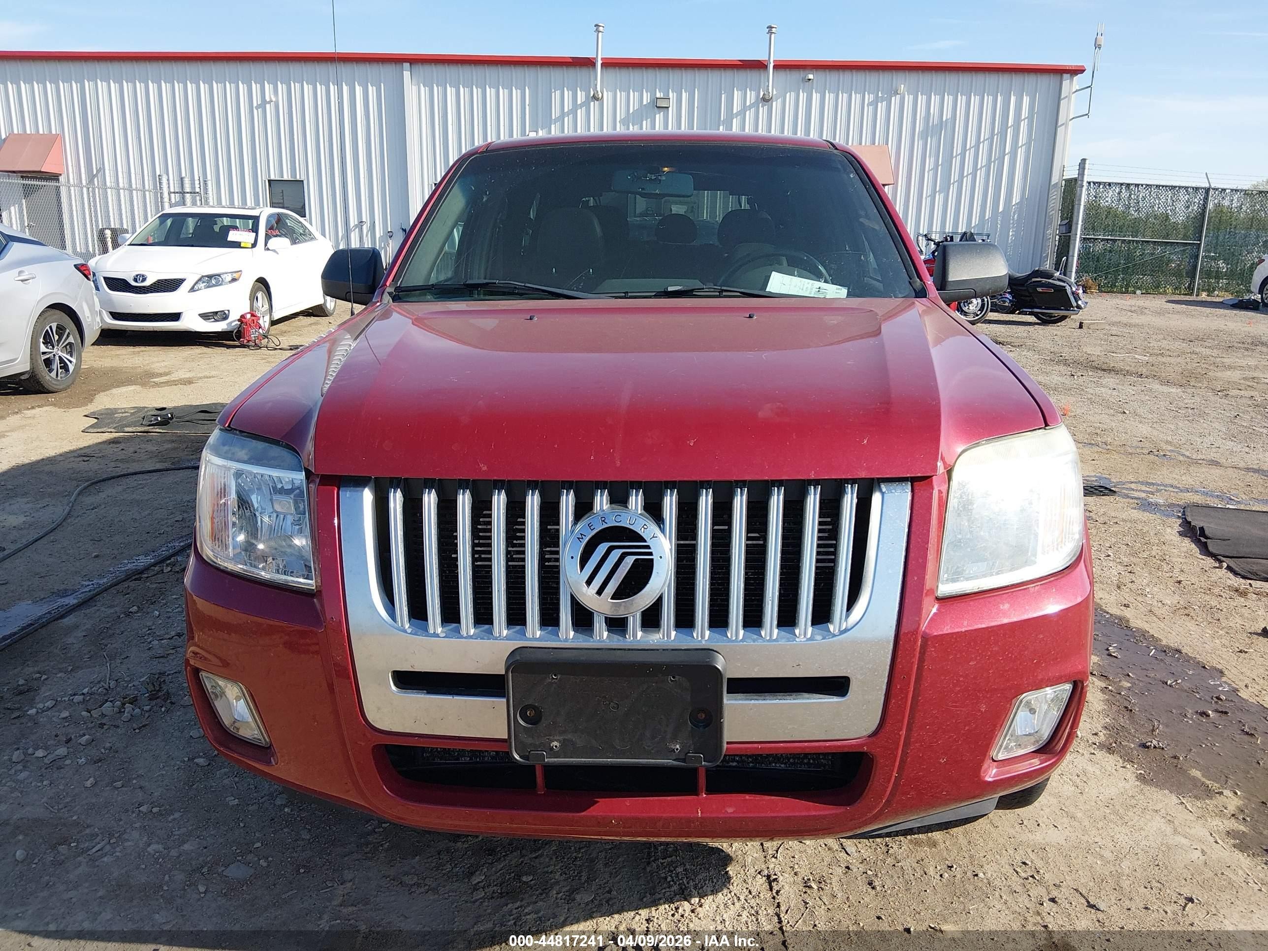 2008 Mercury Mariner V6 Red vin: 4M2CU81198KJ39528