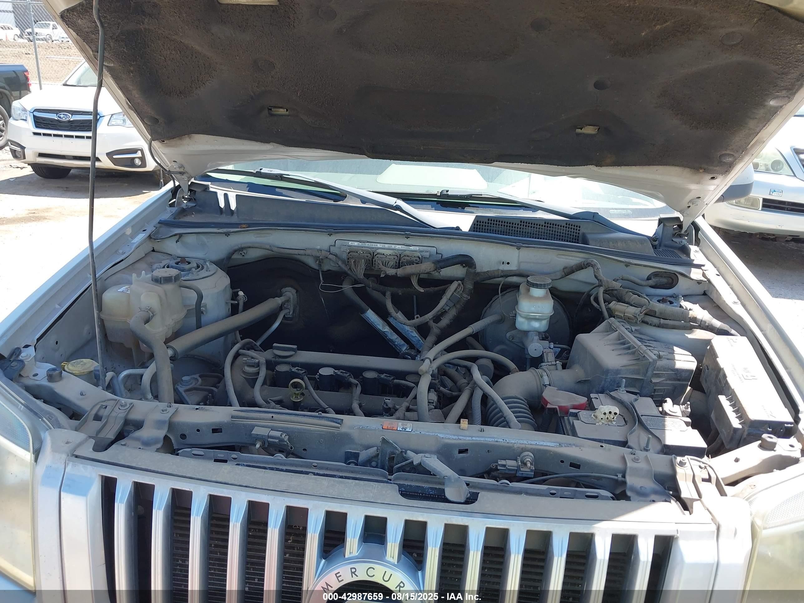 2009 Mercury Mariner I4 Silver vin: 4M2CU81729KJ19921