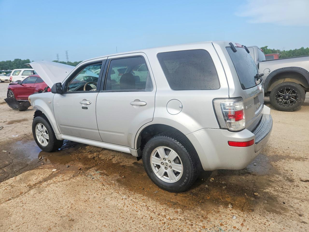 2009 Mercury Mariner Silver vin: 4M2CU81769KJ26600