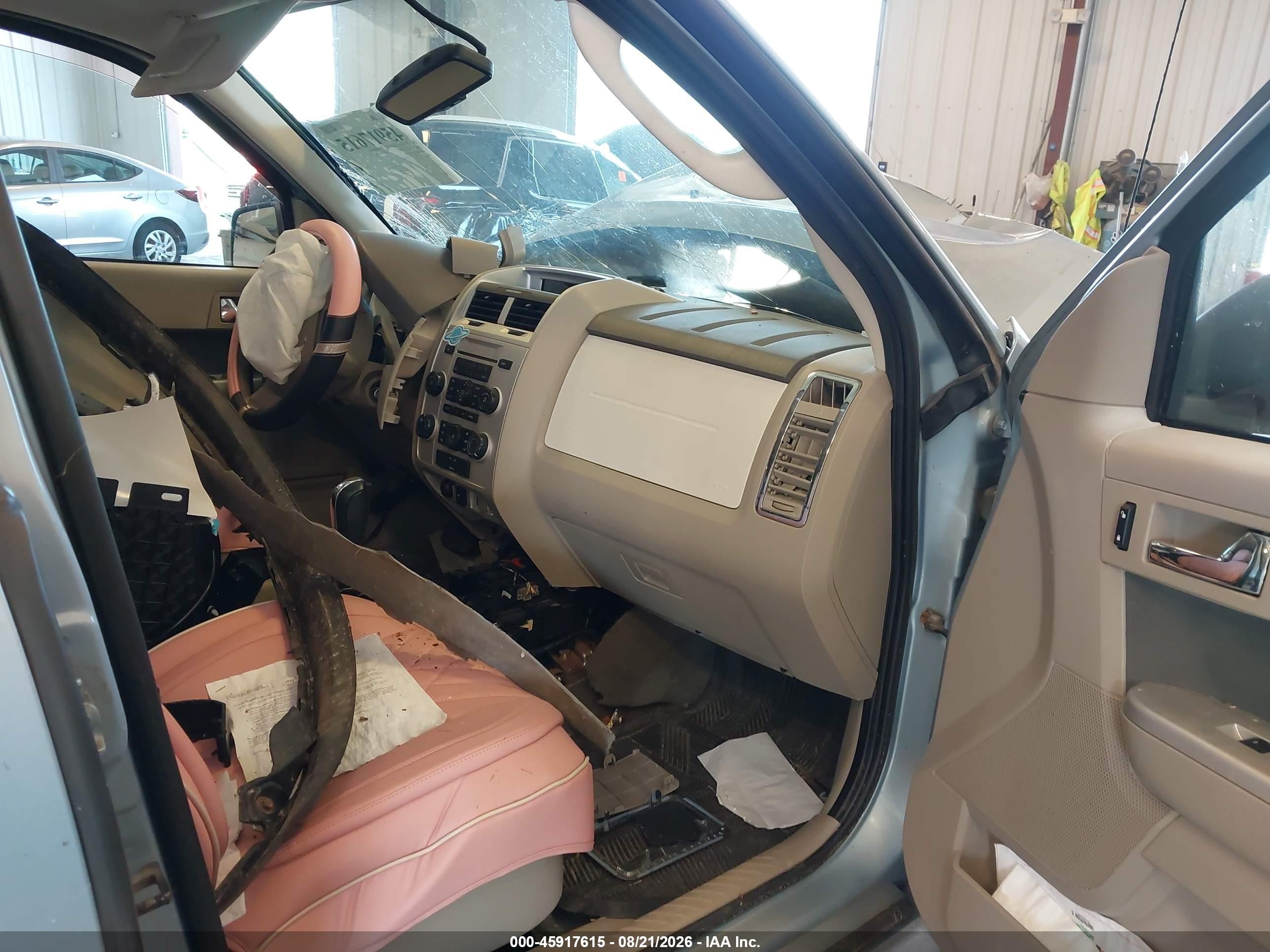 2009 Mercury Mariner I4 Light Blue vin: 4M2CU81779KJ17145