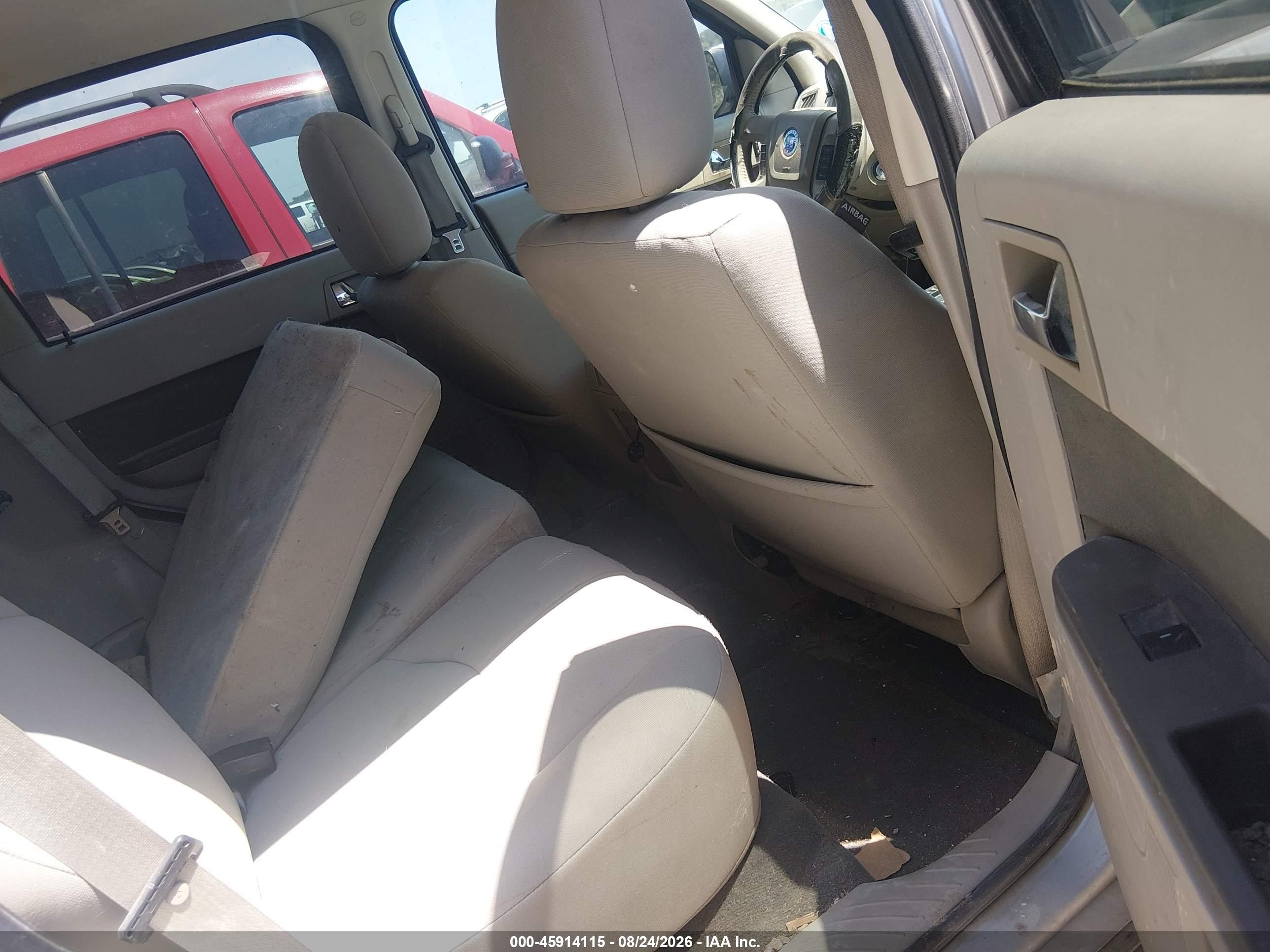 2009 Mercury Mariner V6 Серебряный vin: 4M2CU81G49KJ20620