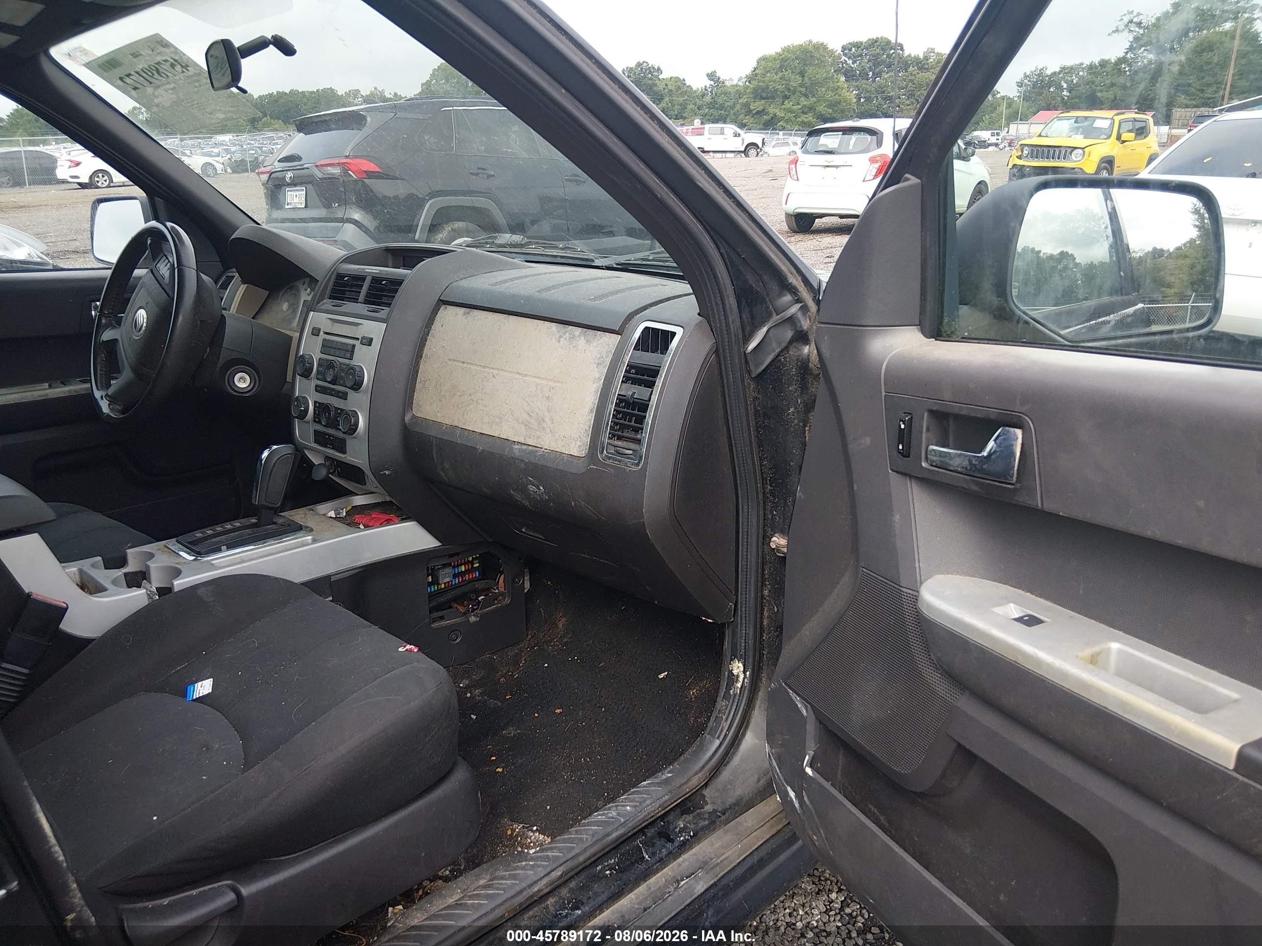 2008 Mercury Mariner I4 Black vin: 4M2CU81Z48KJ25655