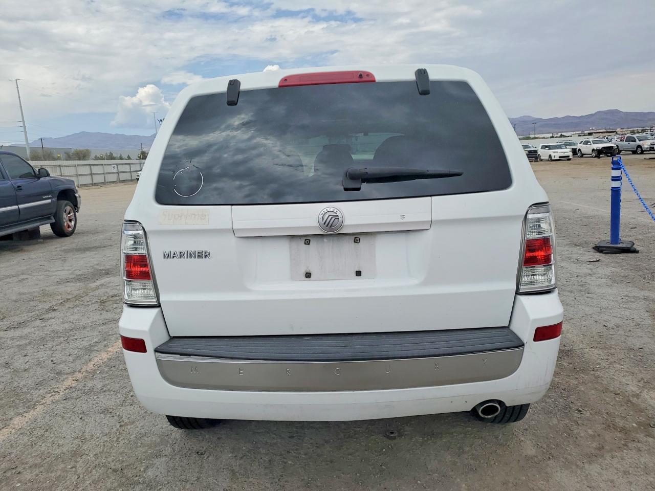 2008 Mercury Mariner White vin: 4M2CU81Z58KJ47969