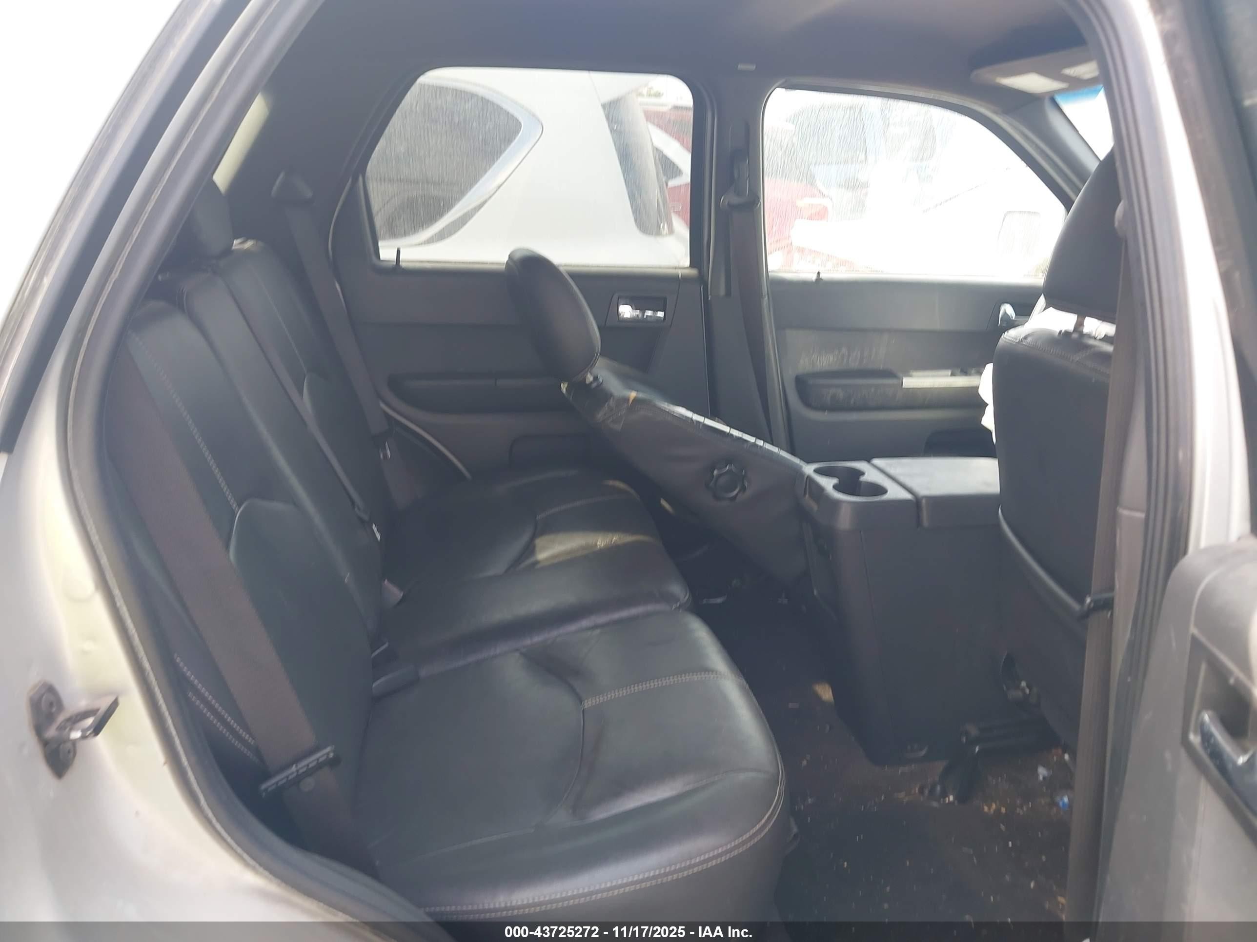 2008 Mercury Mariner Premier Серебряный vin: 4M2CU87128KJ22237