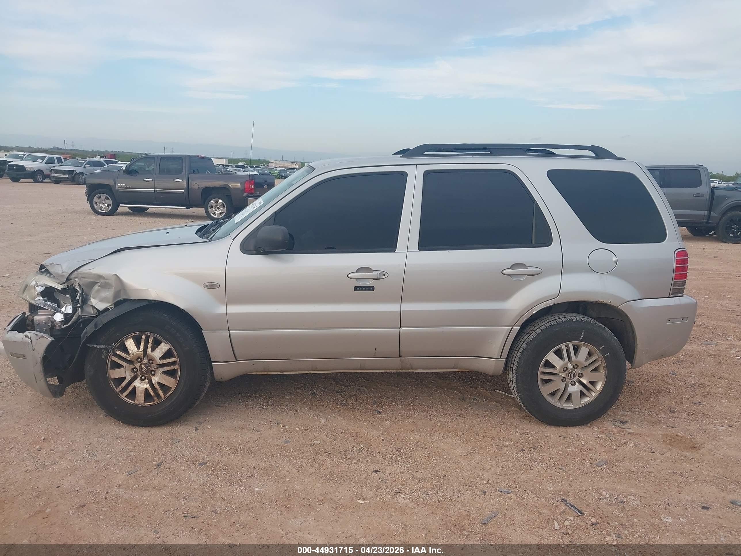 2007 Mercury Mariner Premier Silver vin: 4M2CU87157KJ02059