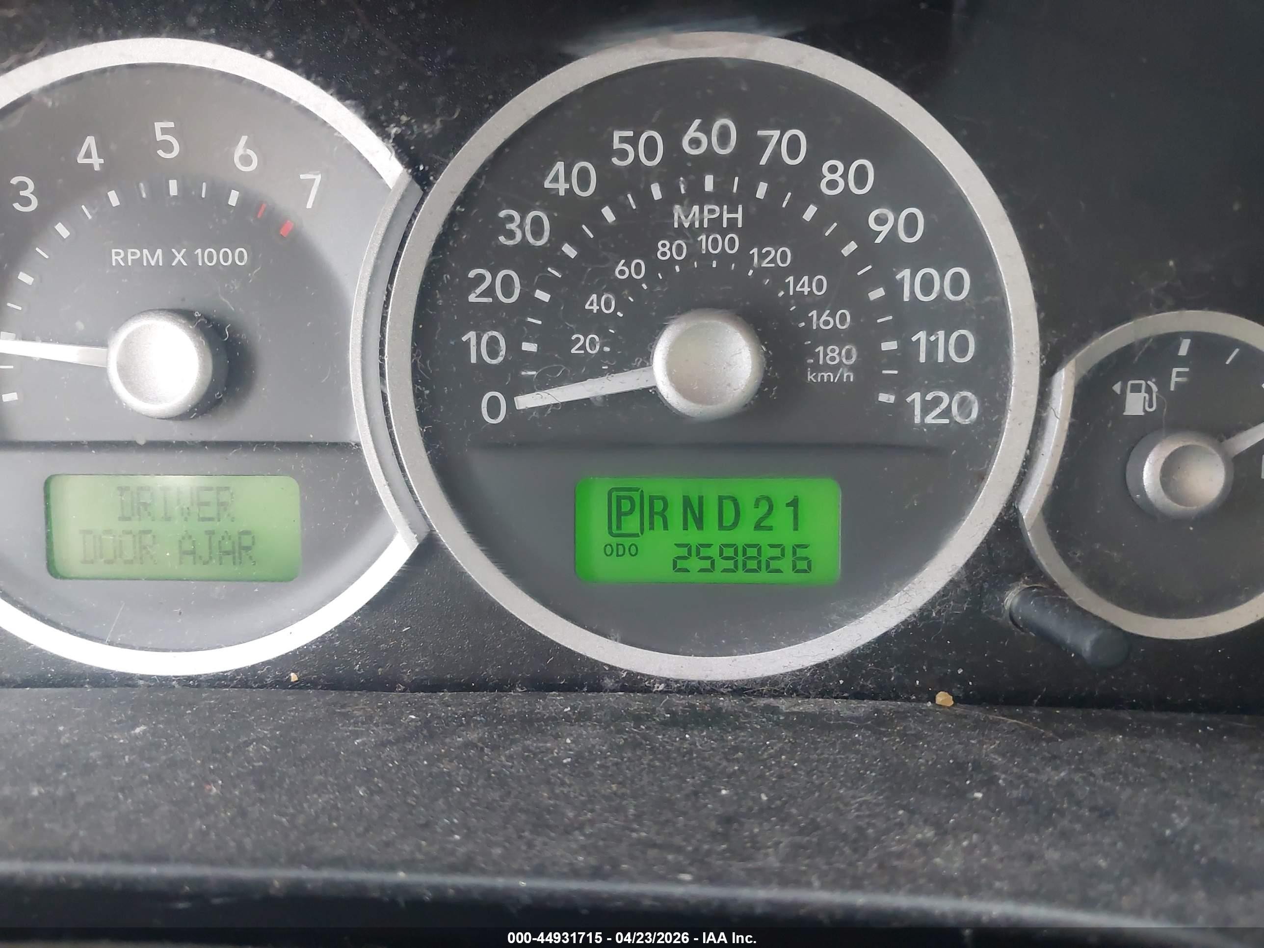 2007 Mercury Mariner Premier Silver vin: 4M2CU87157KJ02059