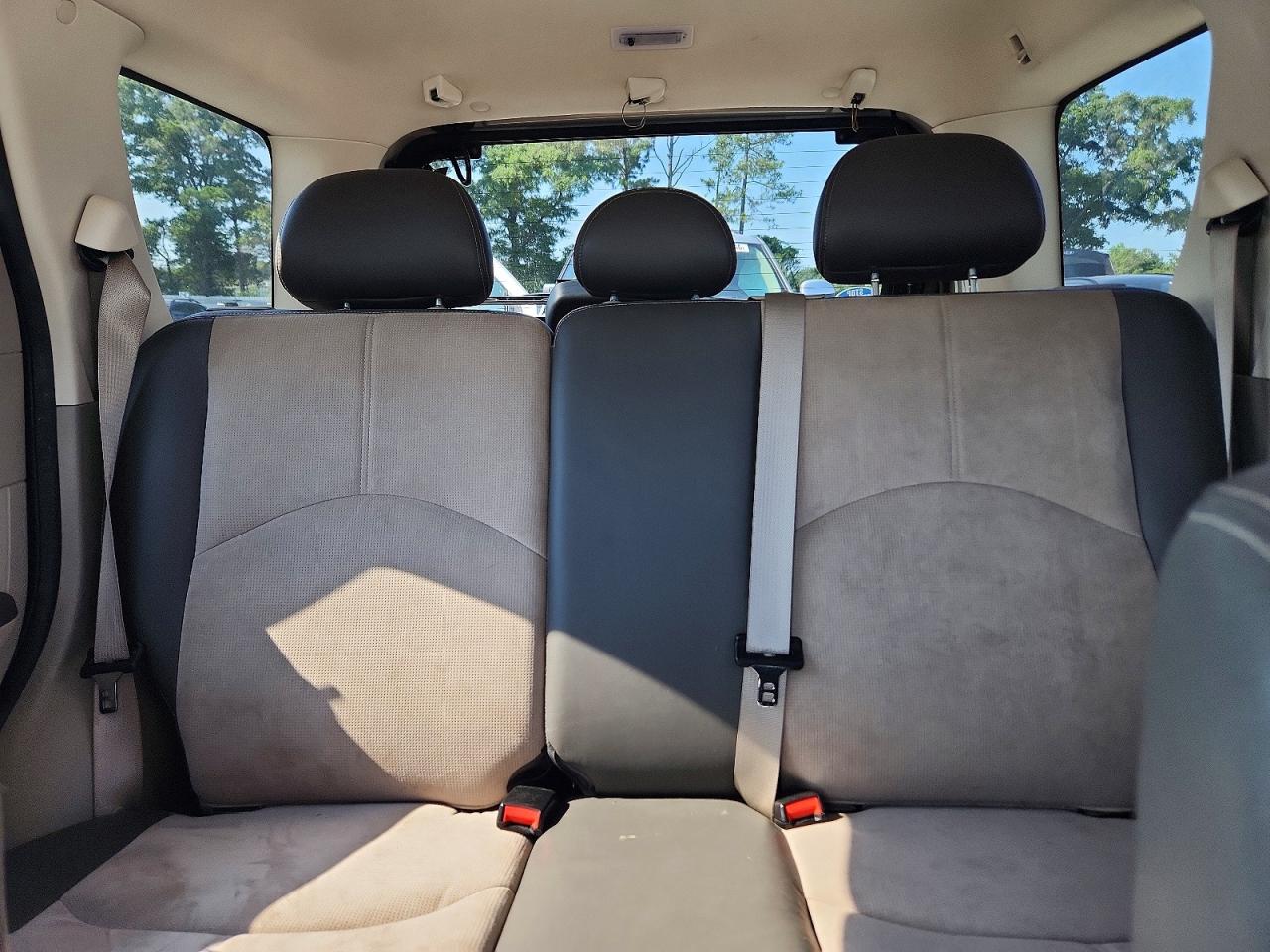 2008 Mercury Mariner Premier Silver vin: 4M2CU87158KJ16979