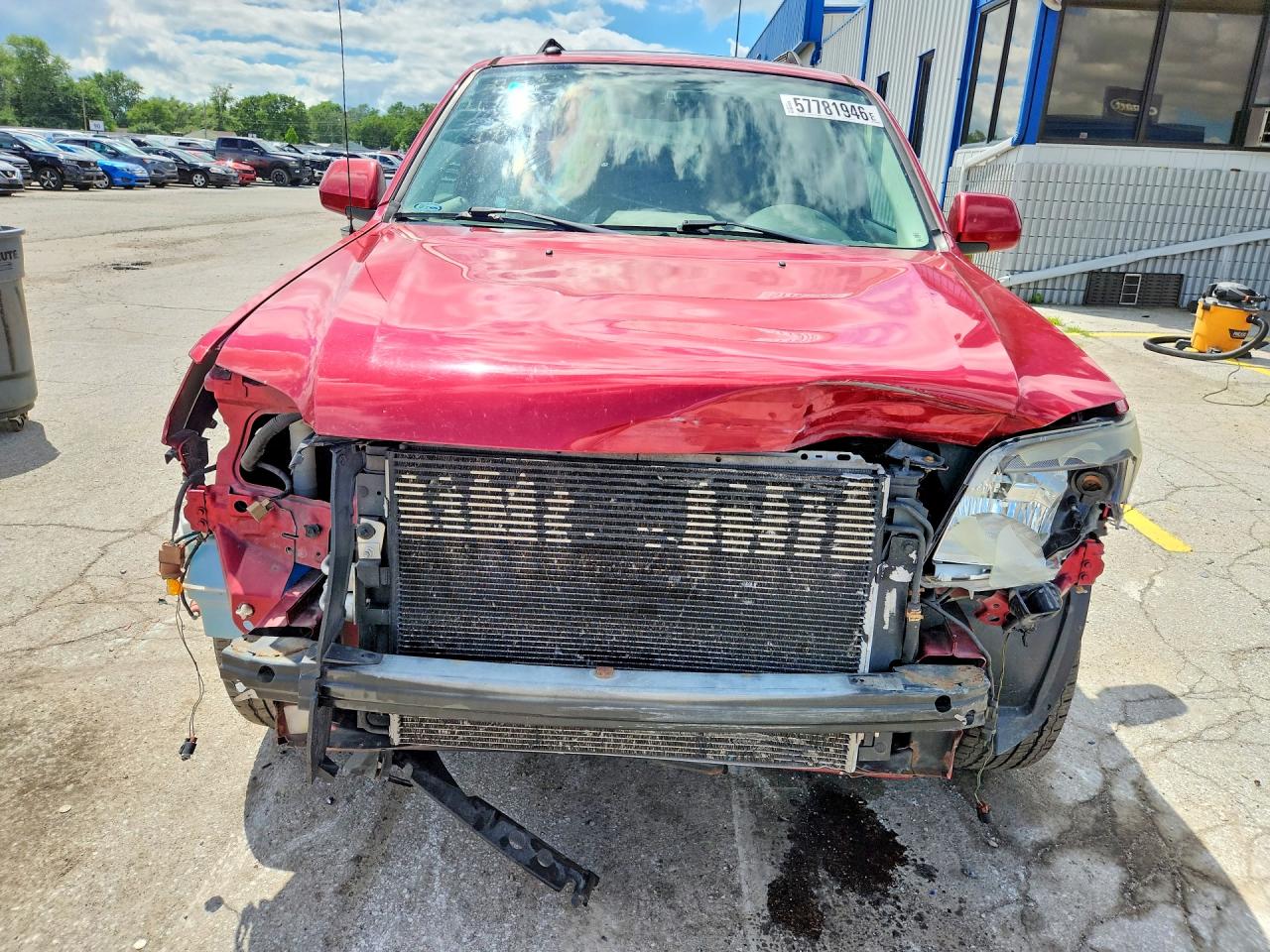 2008 Mercury Mariner Premier Maroon vin: 4M2CU87178KJ27868