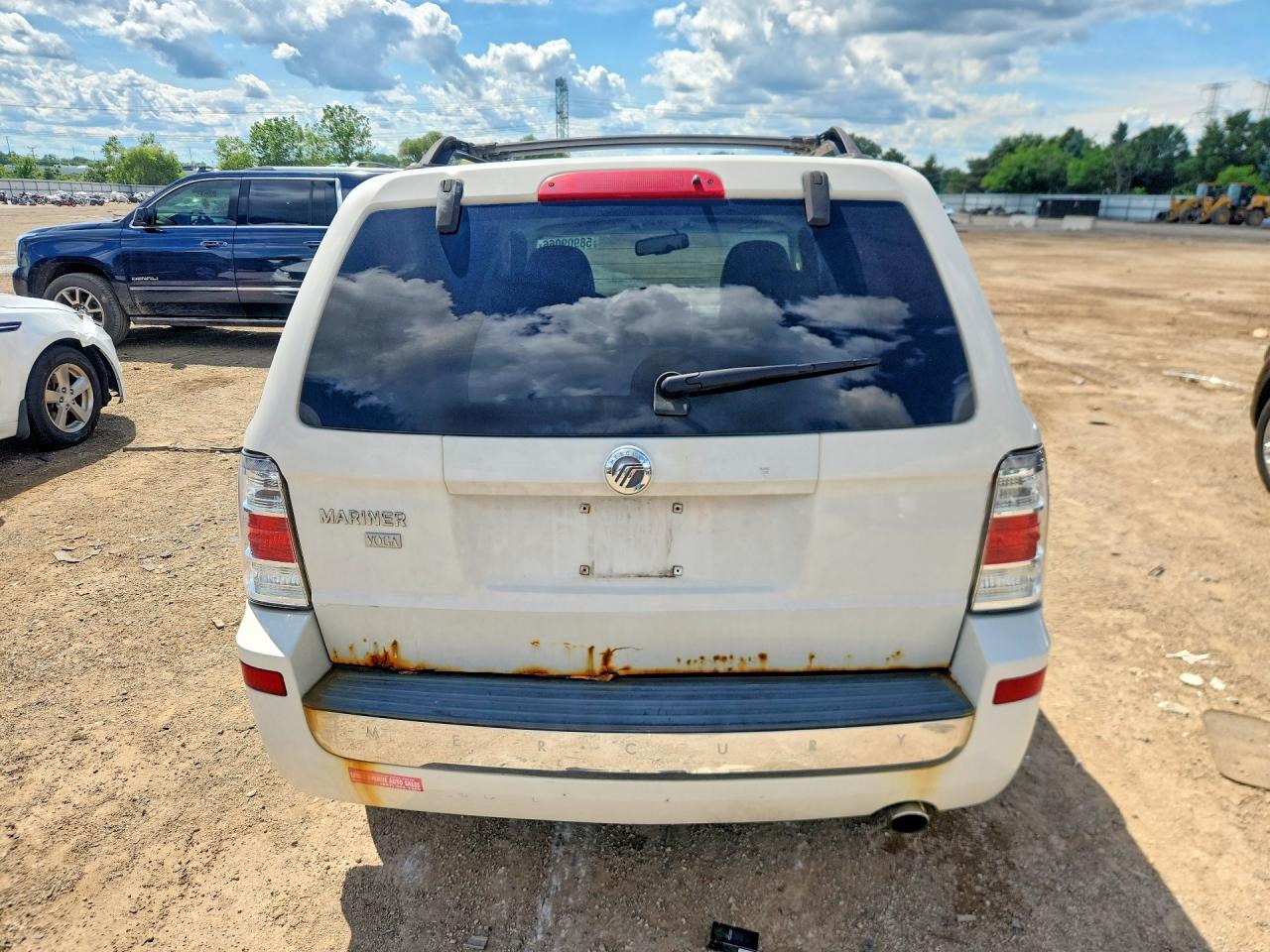 2009 Mercury Mariner Premier White vin: 4M2CU87G19KJ07203