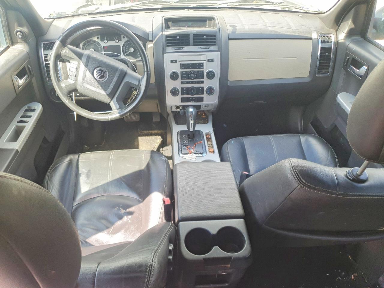 2008 Mercury Mariner Silver vin: 4M2CU91118KJ53512