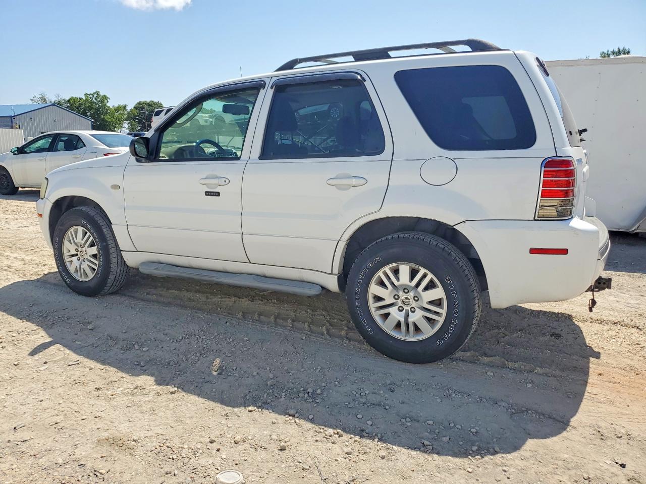2007 Mercury Mariner Luxury White vin: 4M2CU91137KJ06738