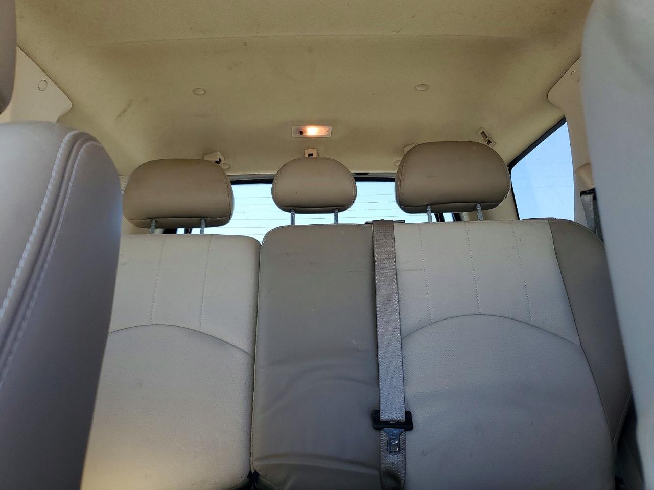 2007 Mercury Mariner Luxury White vin: 4M2CU91137KJ06738