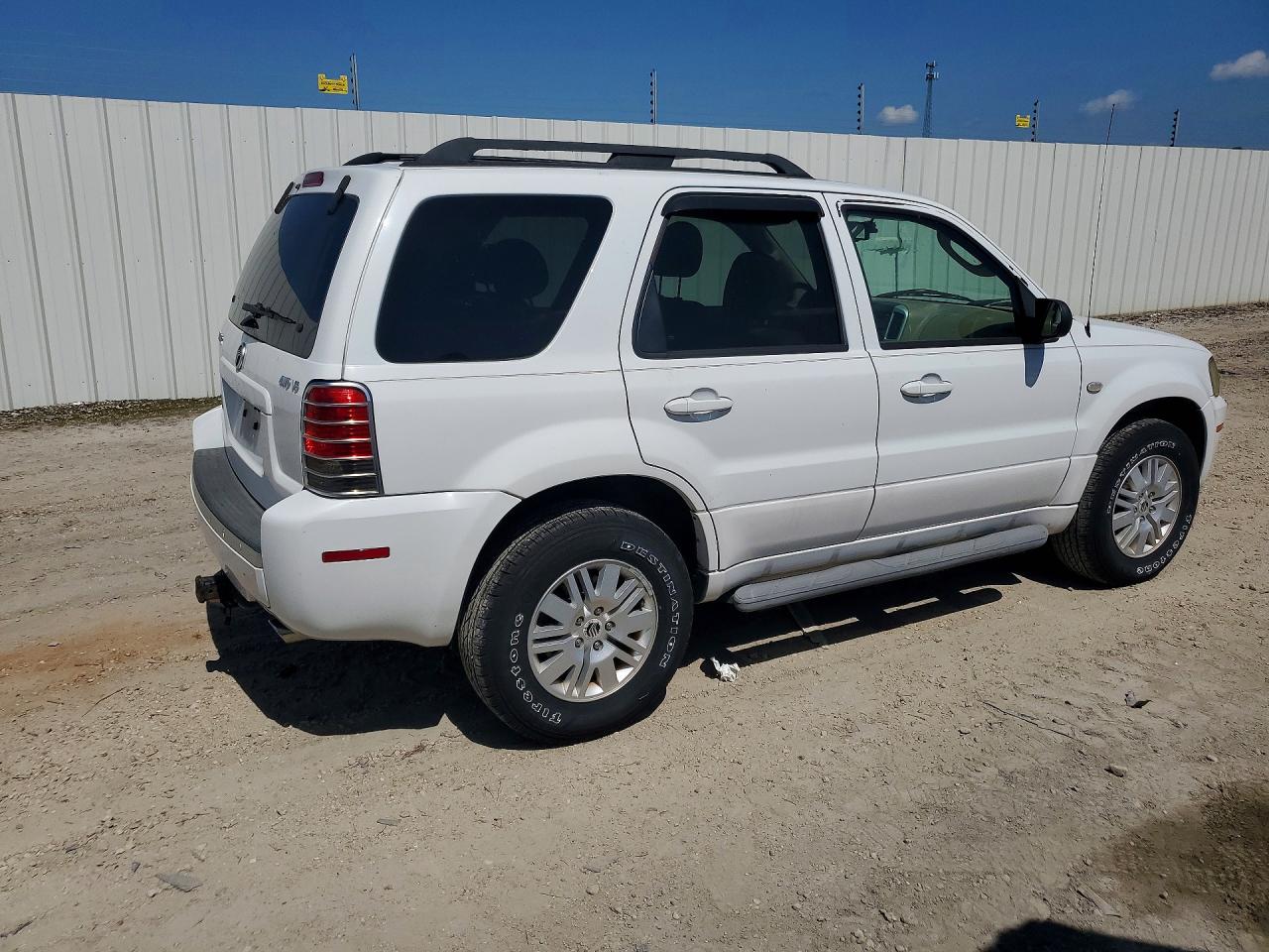 2007 Mercury Mariner Luxury White vin: 4M2CU91137KJ06738