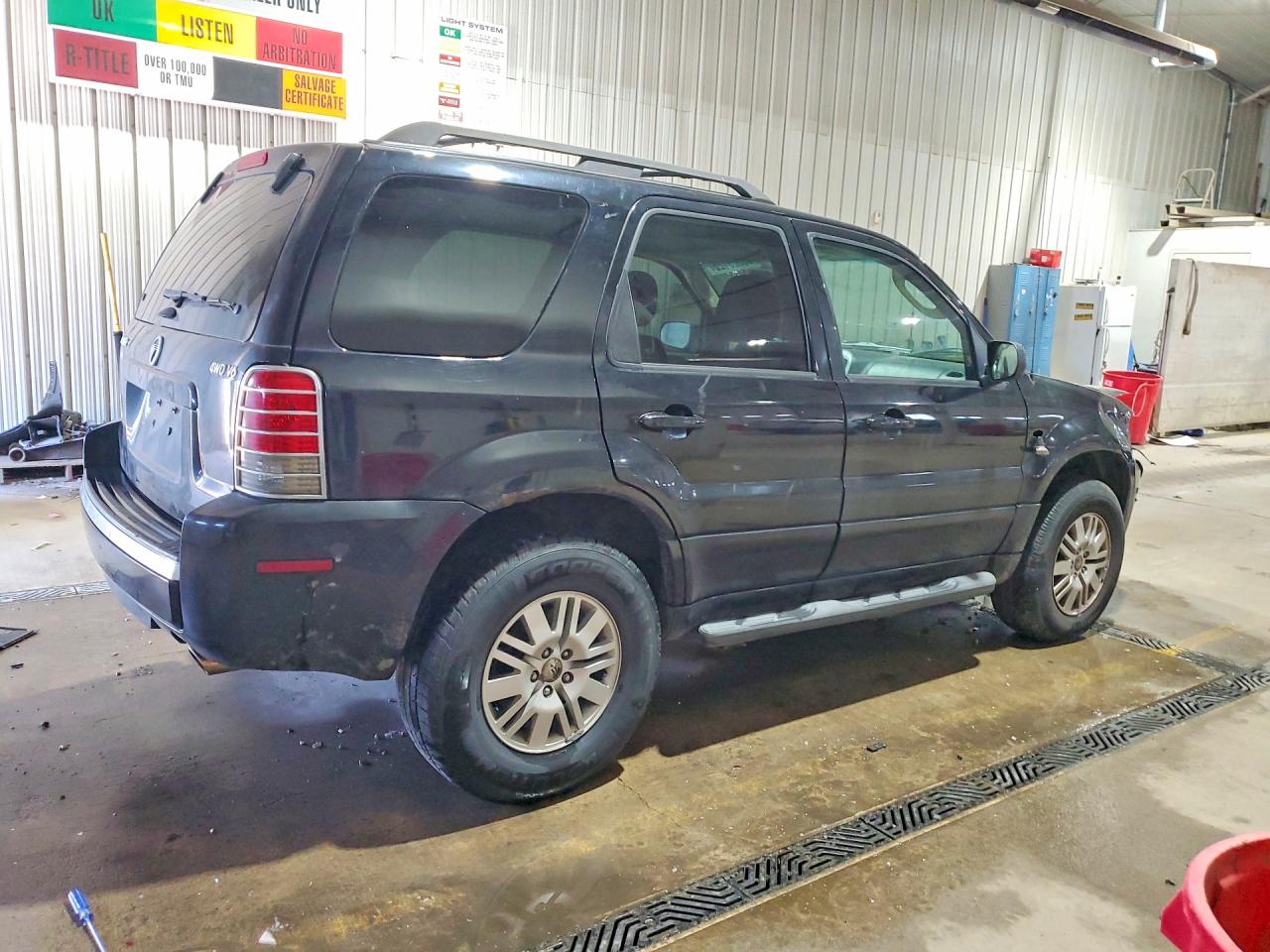 2007 Mercury Mariner Luxury Black vin: 4M2CU91137KJ13835