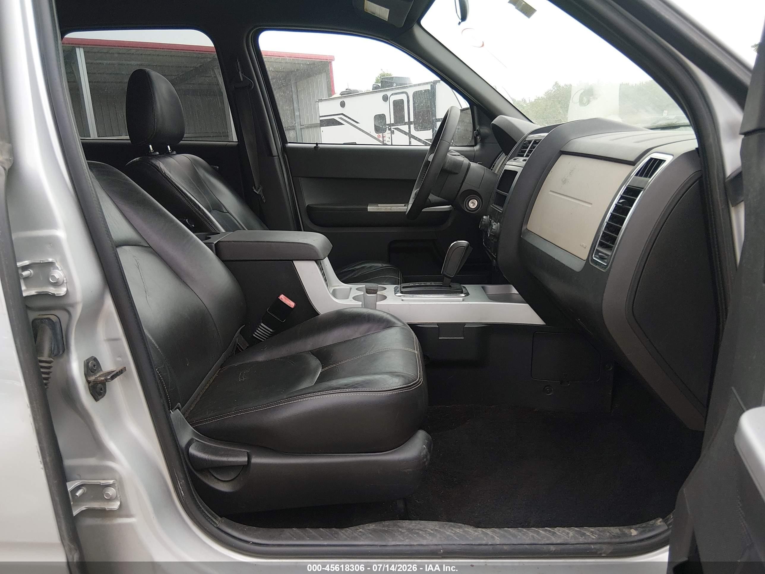 2008 Mercury Mariner V6 Silver vin: 4M2CU91158KJ36941